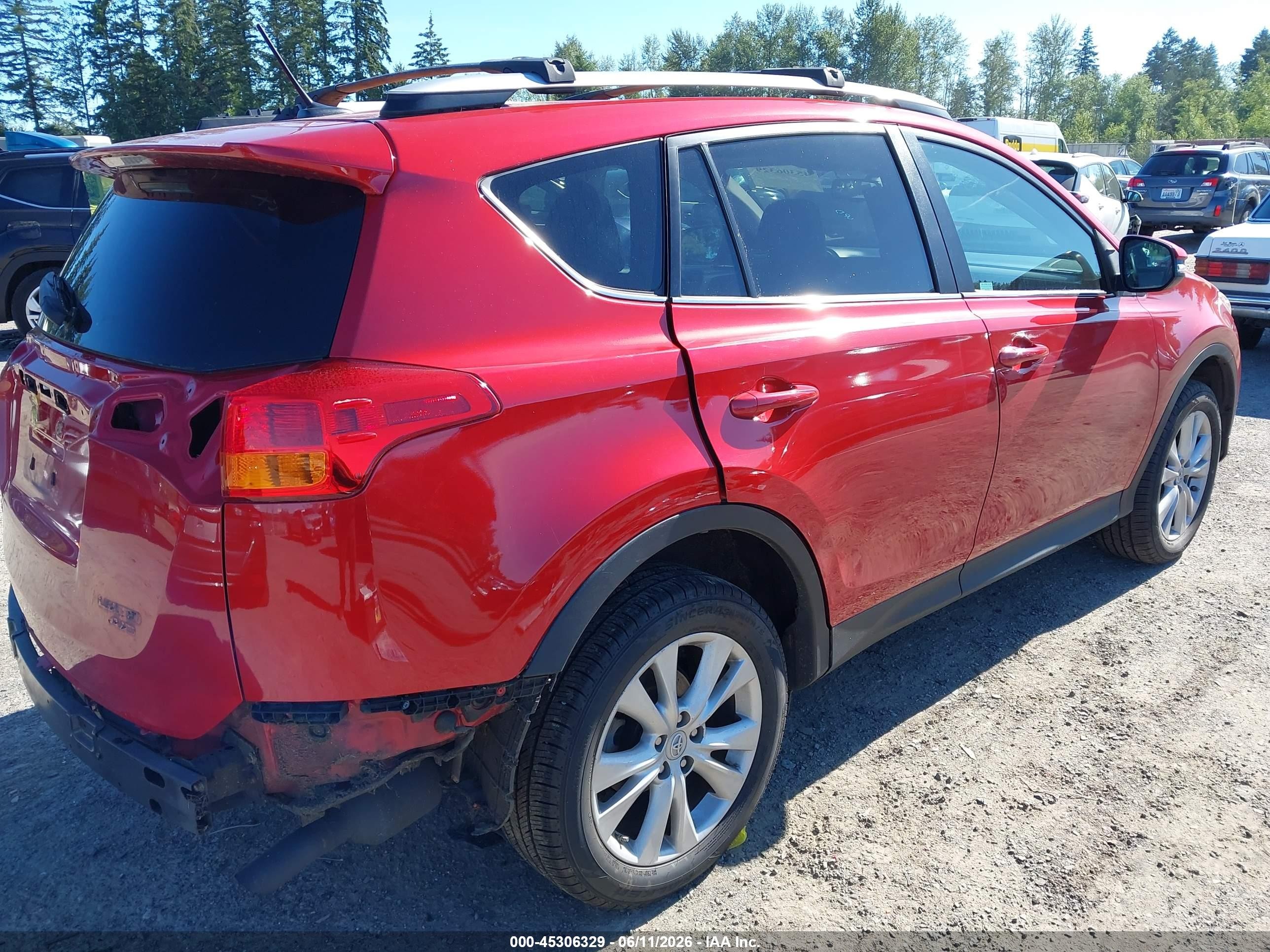 2015 Toyota Rav4 Limited Red vin: 2T3DFREV2FW280131