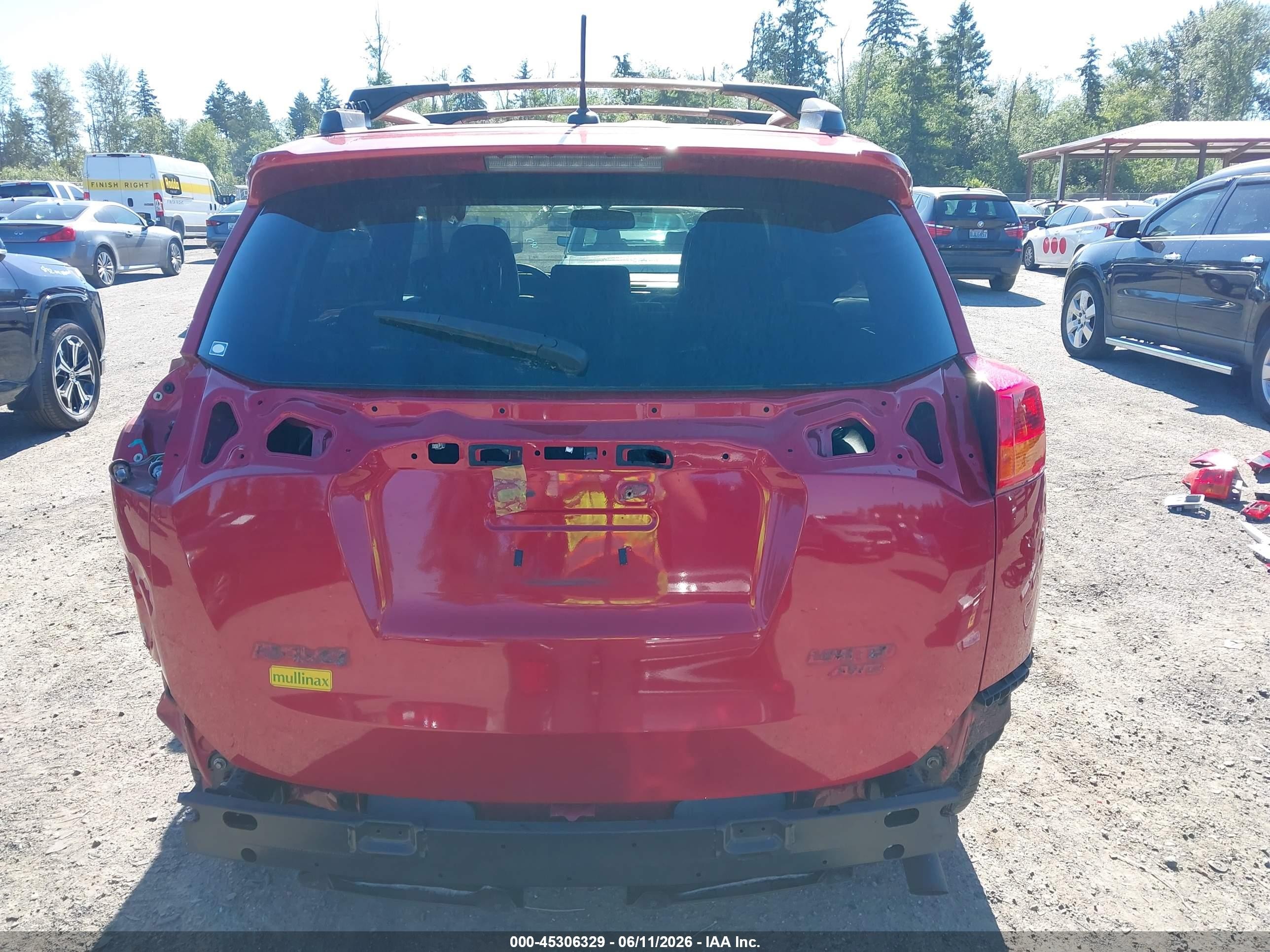 2015 Toyota Rav4 Limited Red vin: 2T3DFREV2FW280131