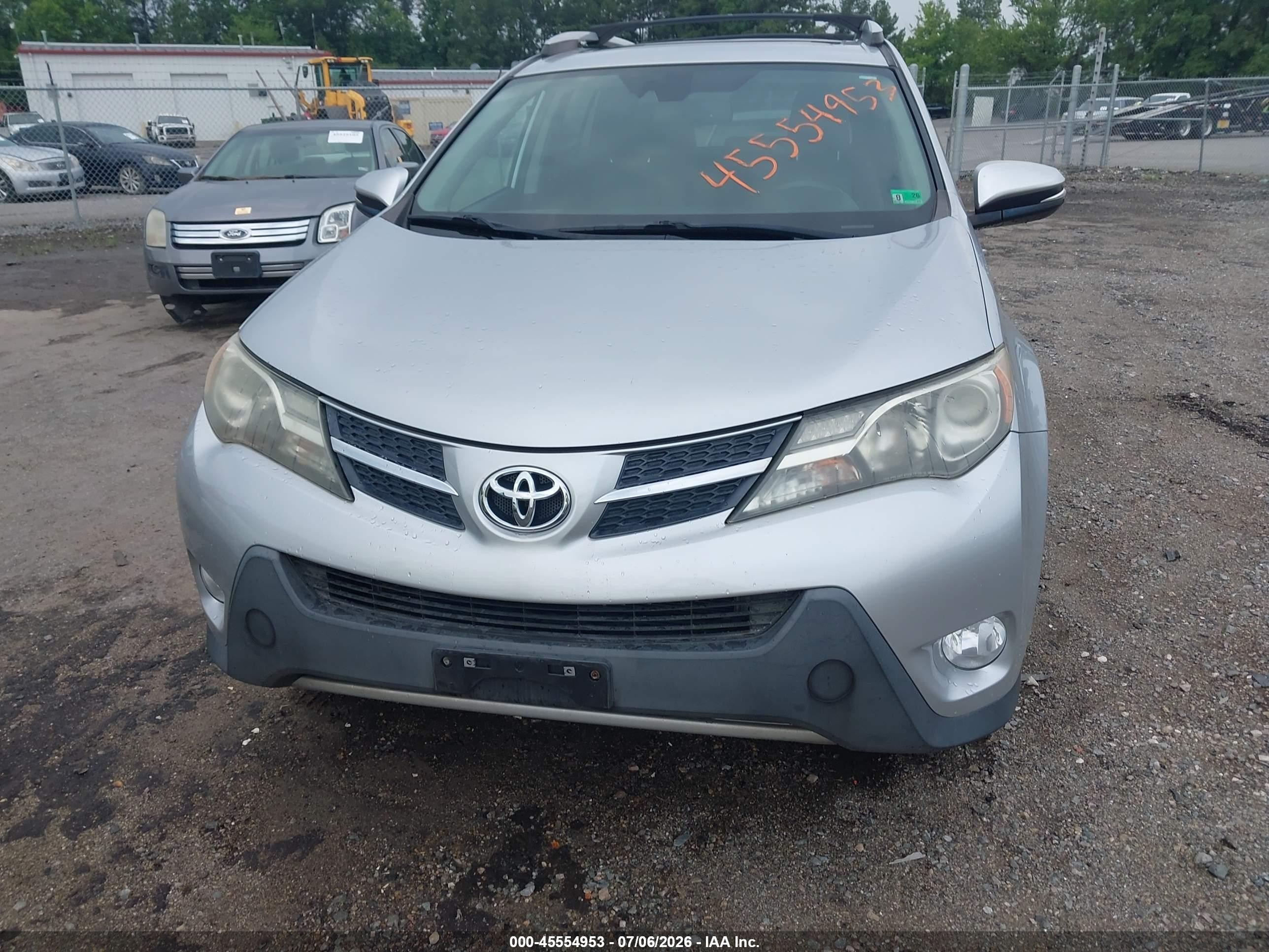 2015 Toyota Rav4 Limited Silver vin: 2T3DFREV2FW310986