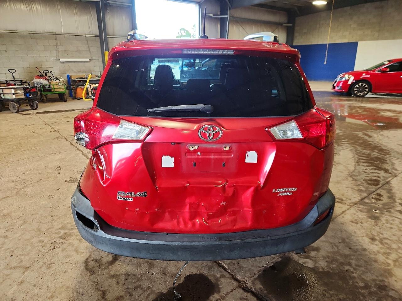 2015 Toyota Rav4 Limited Red vin: 2T3DFREV2FW331384
