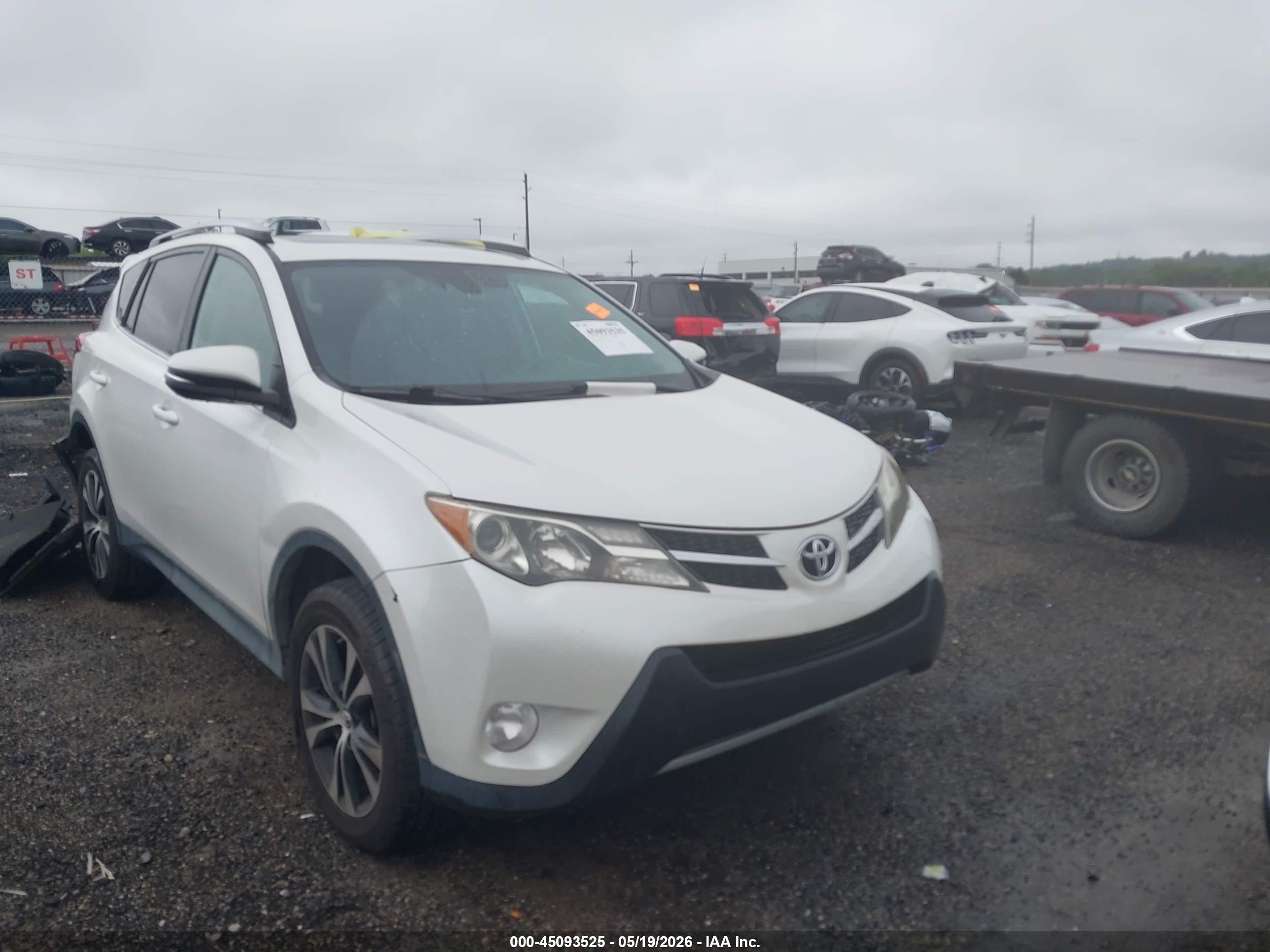 2015 Toyota Rav4 Limited White vin: 2T3DFREV2FW331434