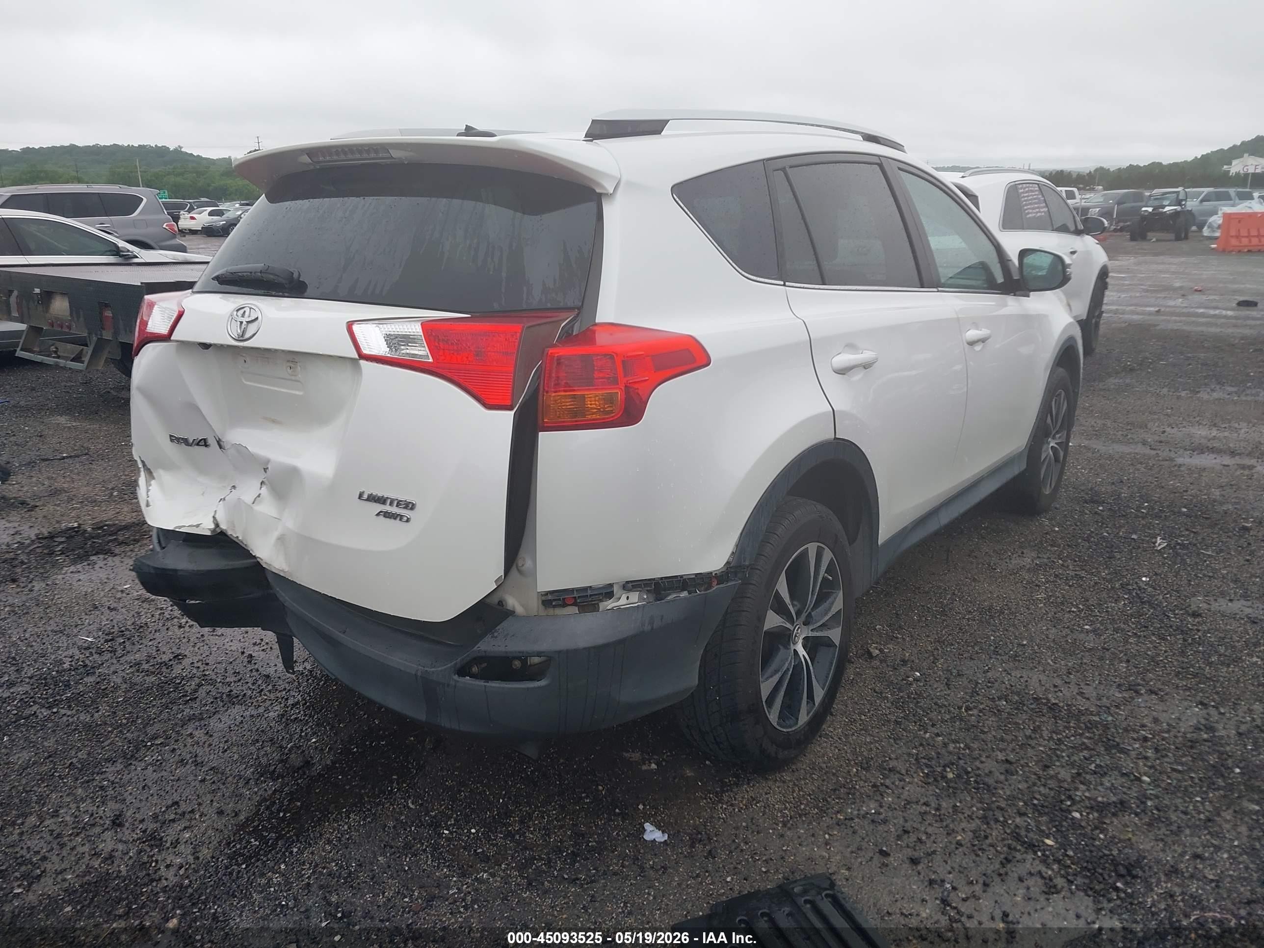 2015 Toyota Rav4 Limited White vin: 2T3DFREV2FW331434