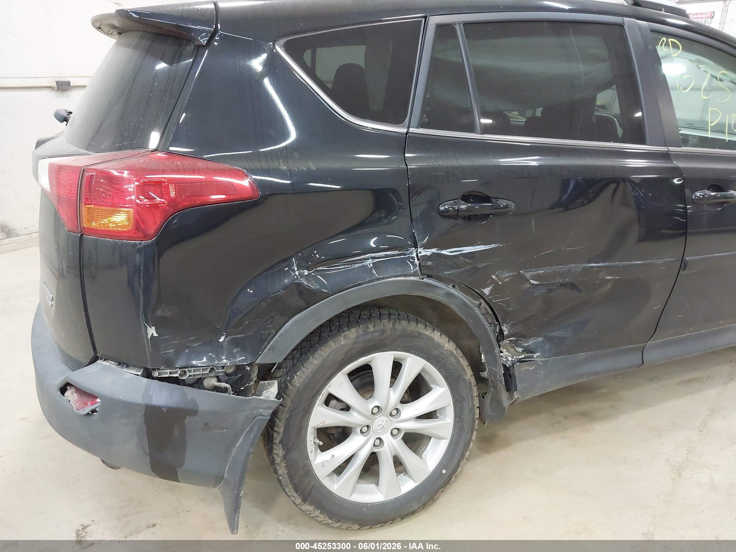 2015 Toyota Rav4 Limited Black vin: 2T3DFREV2FW363610
