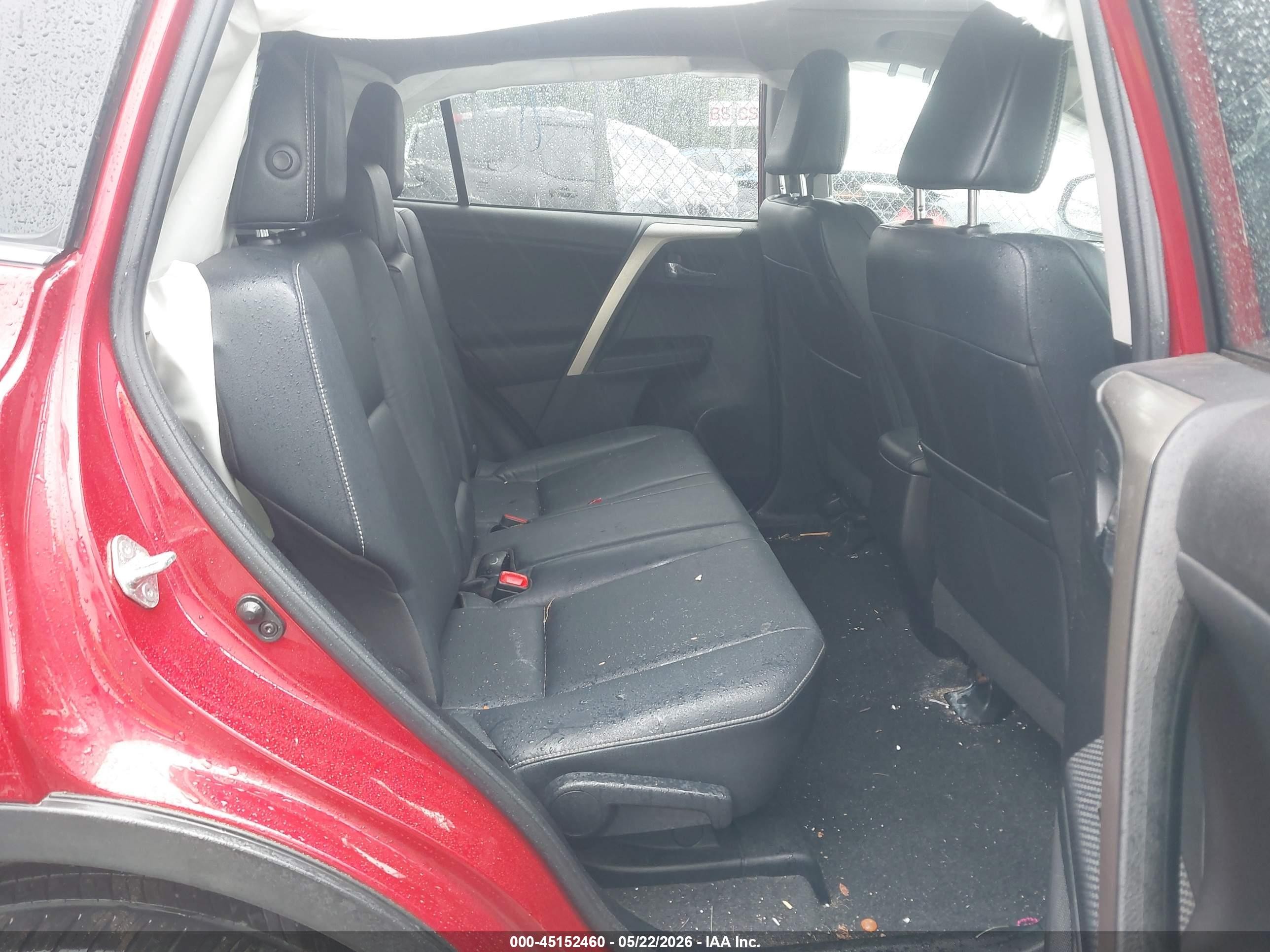 2015 Toyota Rav4 Limited Red vin: 2T3DFREV2FW375692