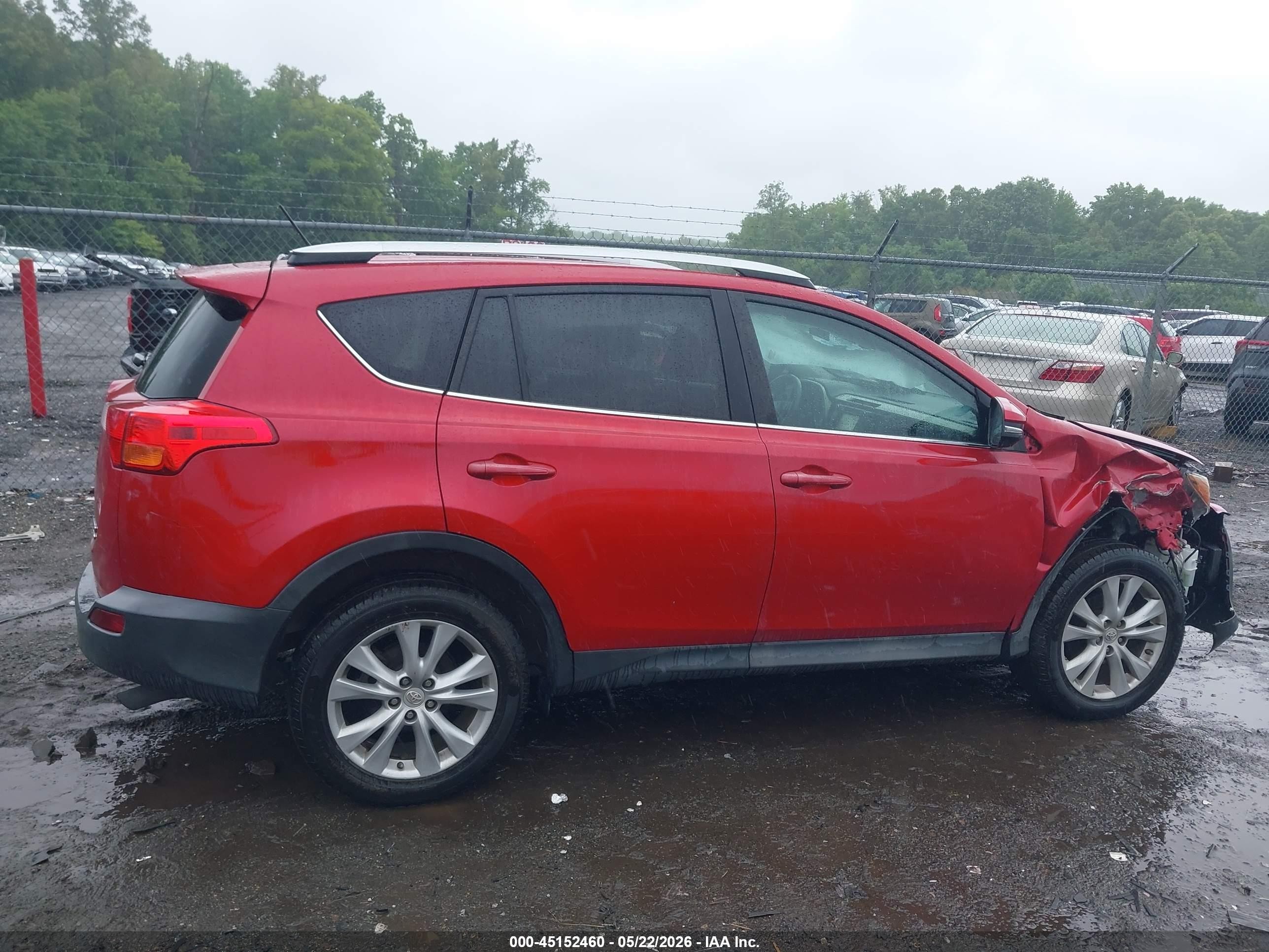 2015 Toyota Rav4 Limited Red vin: 2T3DFREV2FW375692