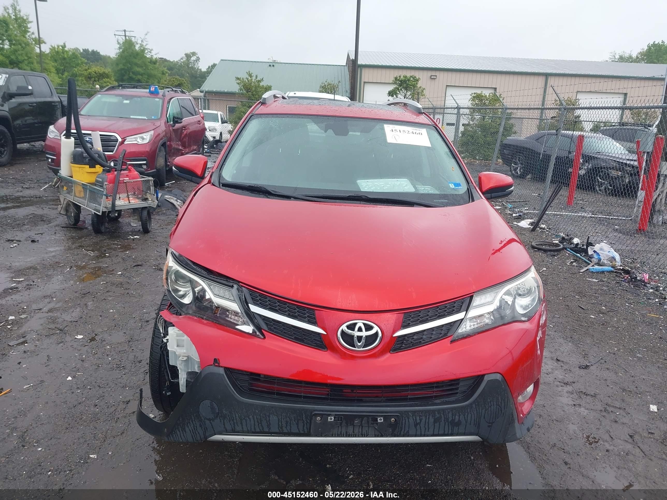 2015 Toyota Rav4 Limited Red vin: 2T3DFREV2FW375692