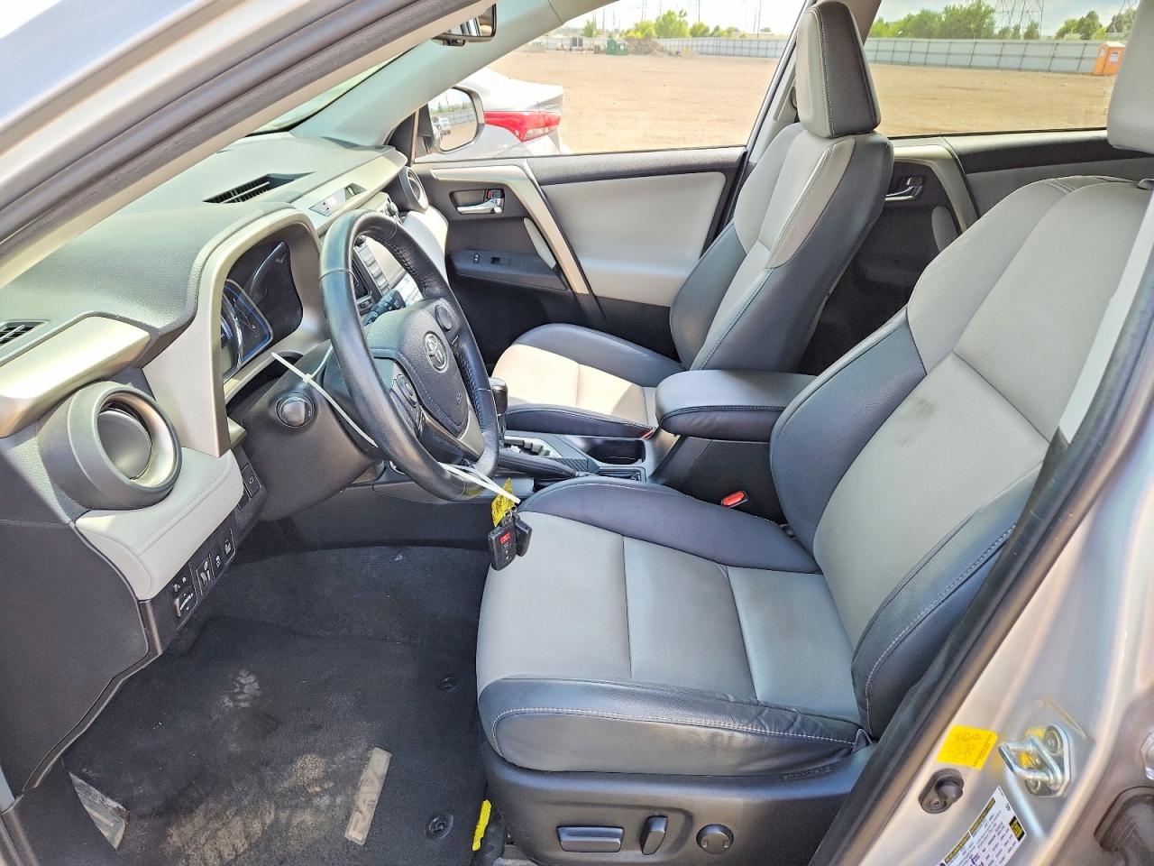 2015 Toyota Rav4 Limited Silver vin: 2T3DFREV2FW385025