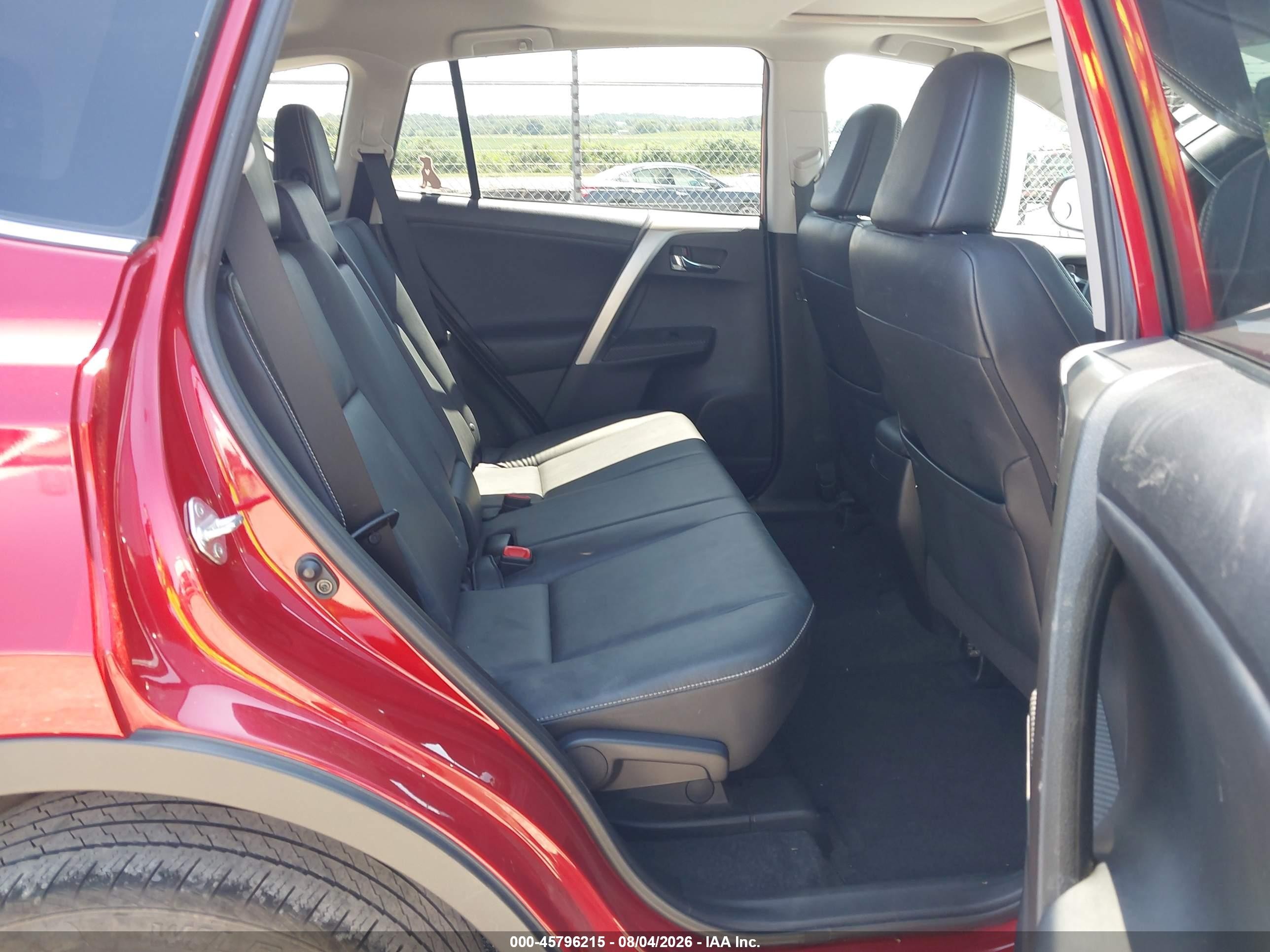 2015 Toyota Rav4 Limited Red vin: 2T3DFREV2FW399622