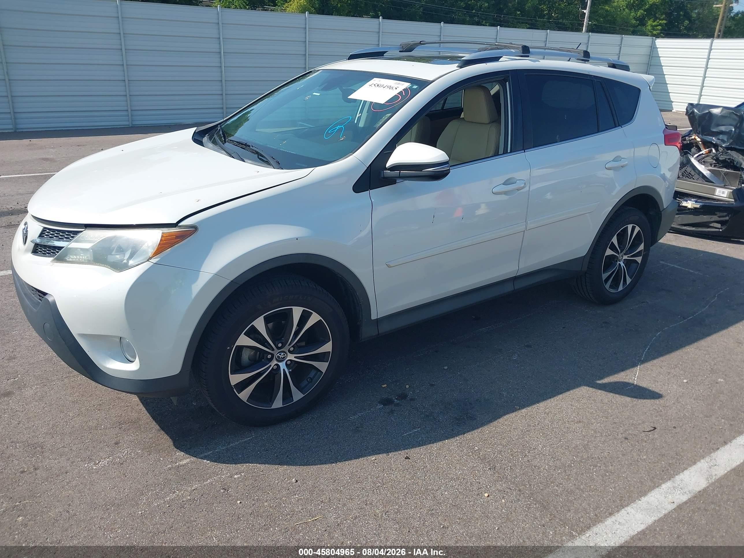 2015 Toyota Rav4 Limited White vin: 2T3DFREV2FW406956
