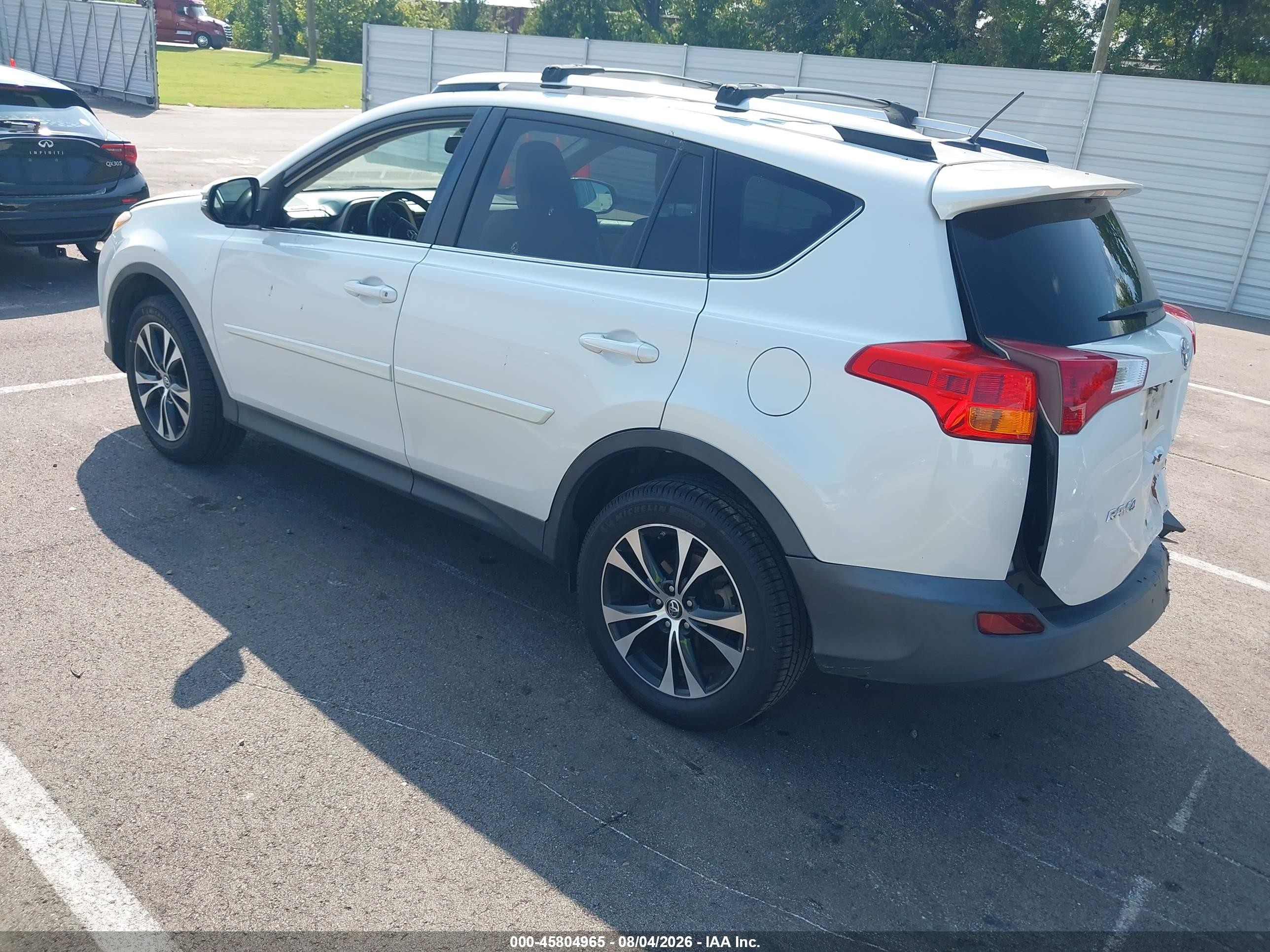 2015 Toyota Rav4 Limited White vin: 2T3DFREV2FW406956