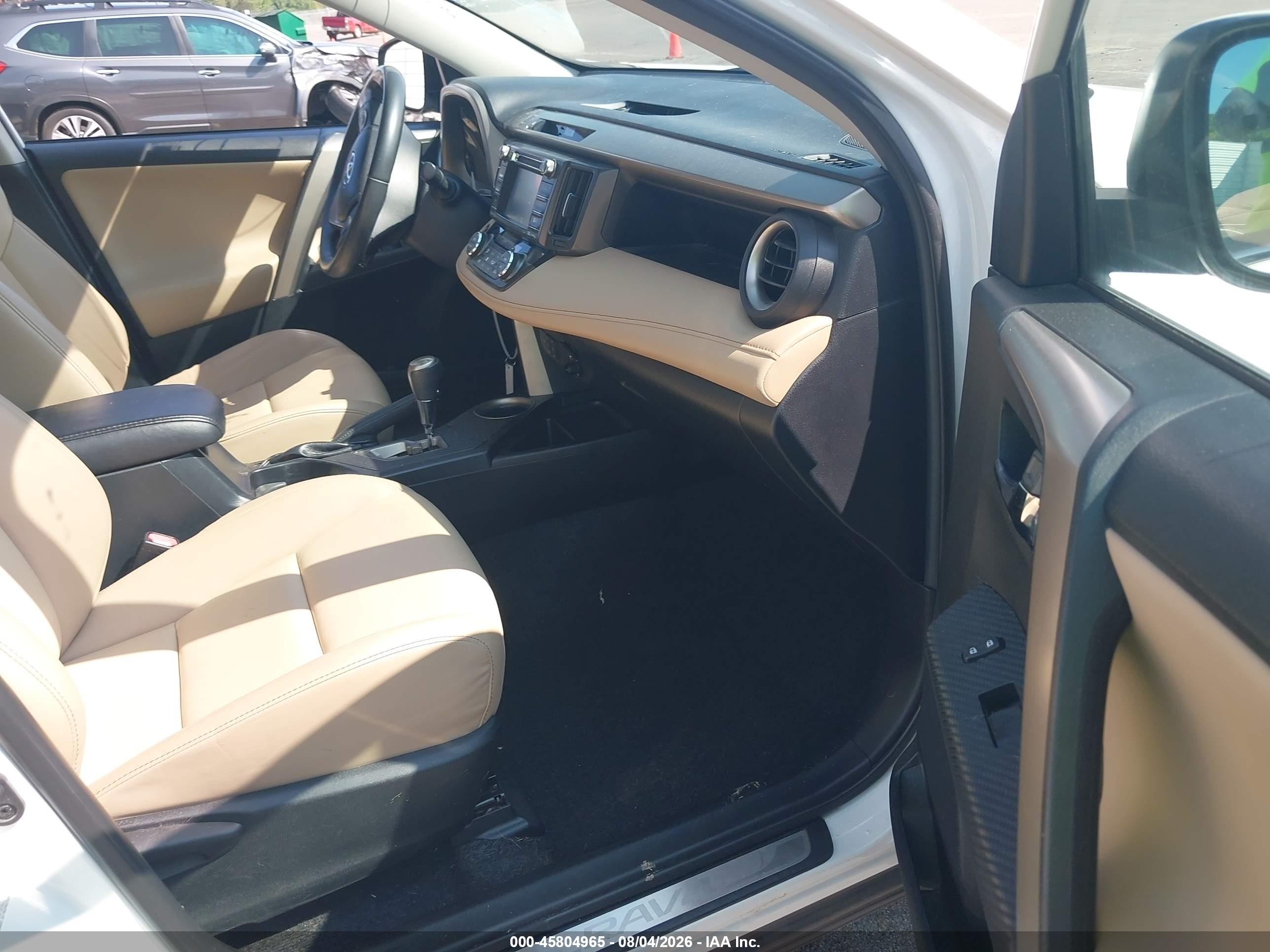 2015 Toyota Rav4 Limited White vin: 2T3DFREV2FW406956