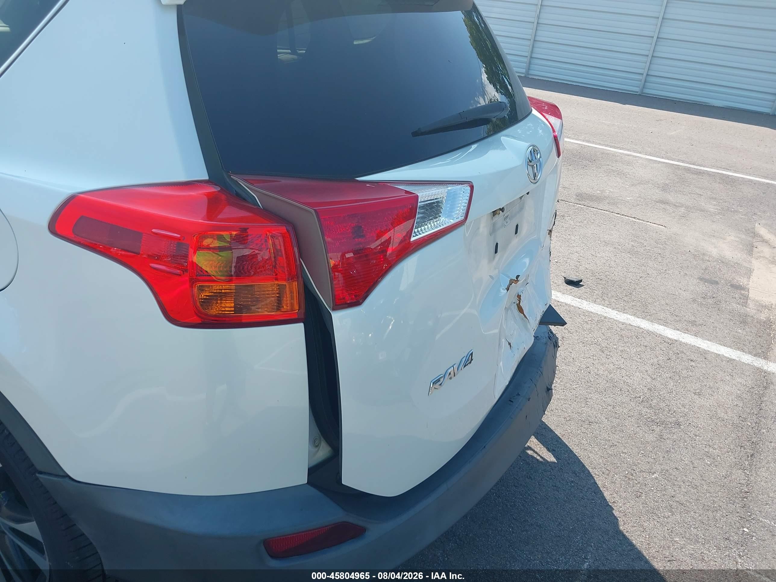 2015 Toyota Rav4 Limited White vin: 2T3DFREV2FW406956