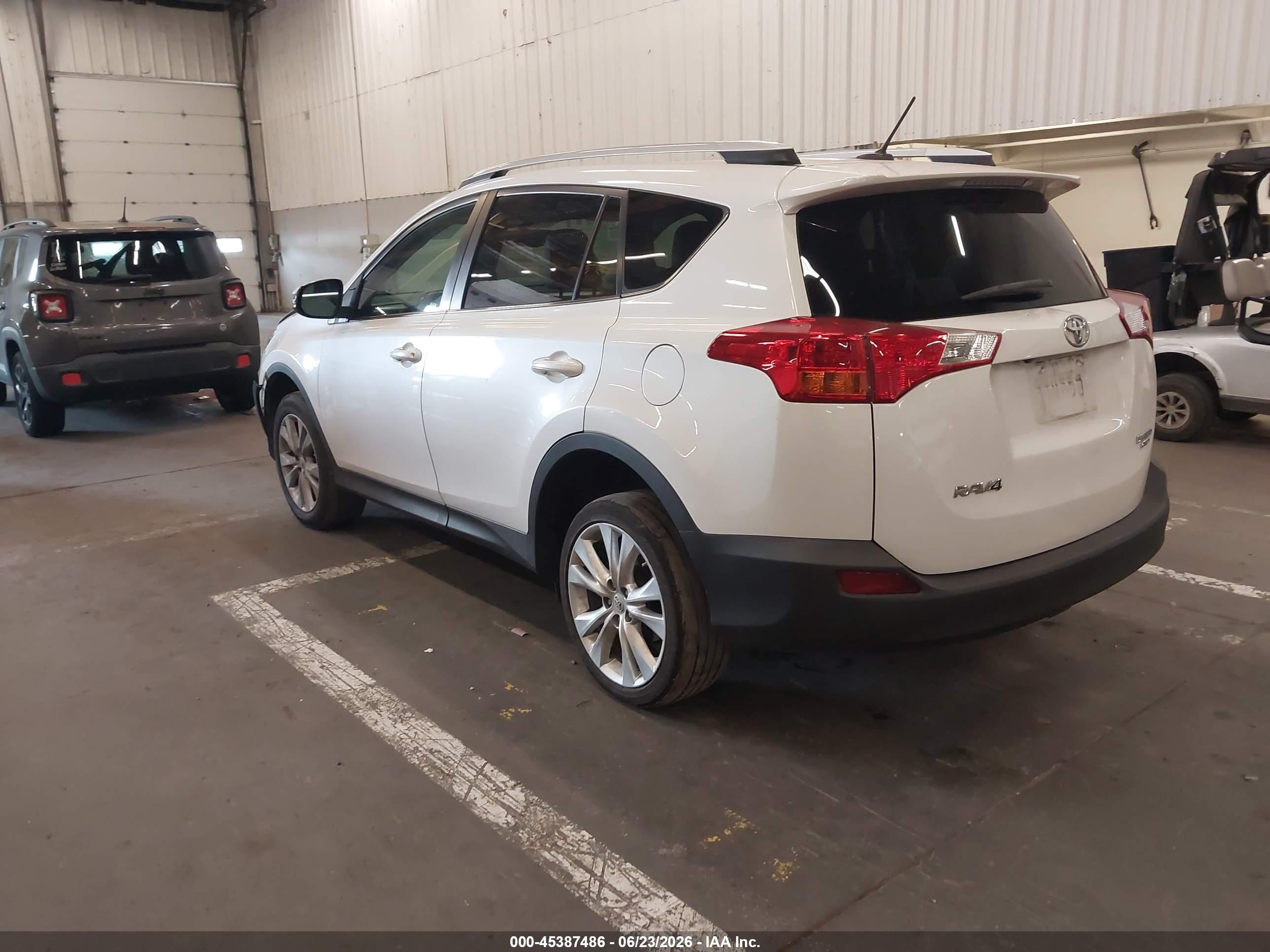 2013 Toyota Rav4 Limited White vin: 2T3DFREV3DW085829