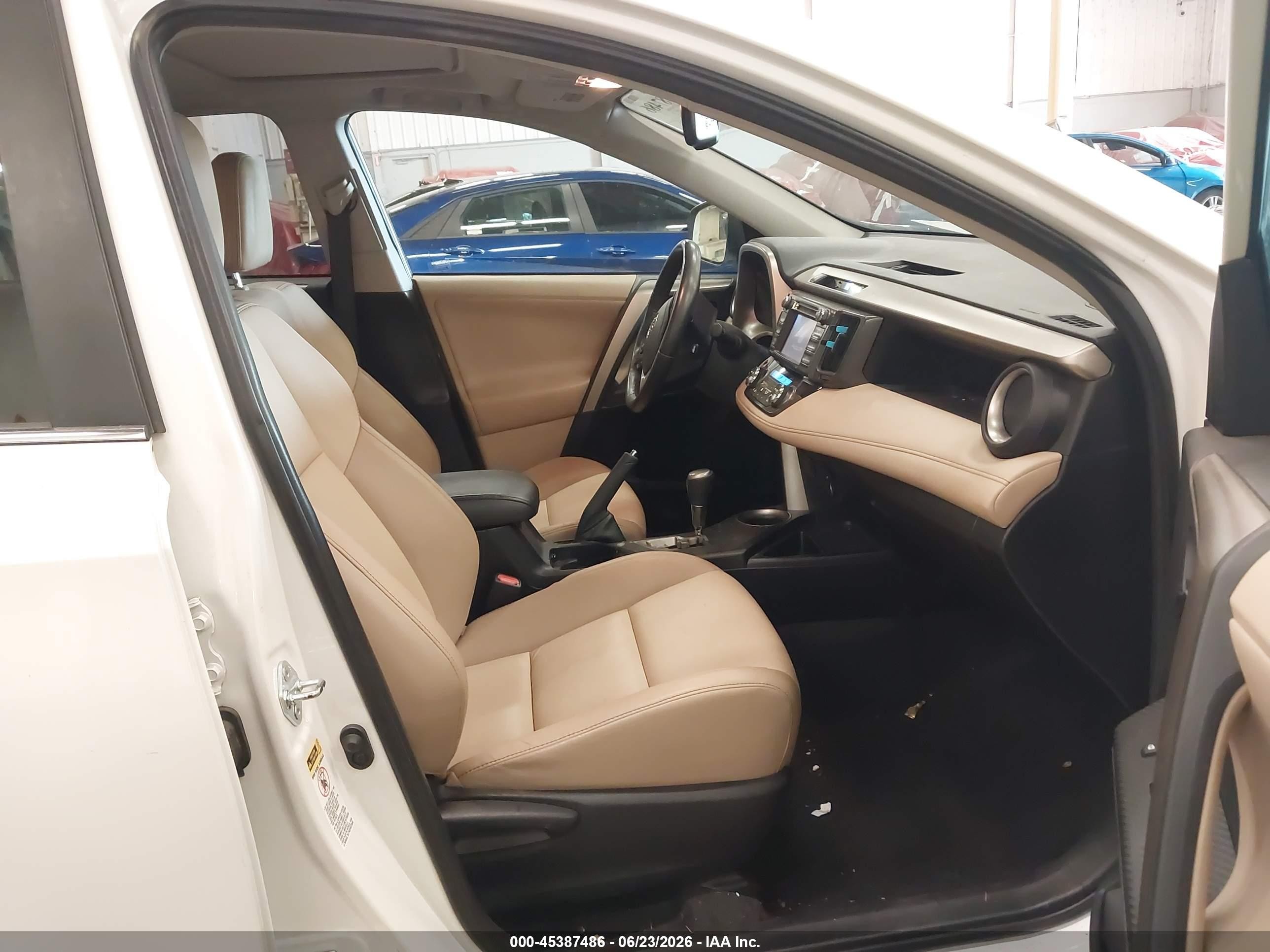 2013 Toyota Rav4 Limited White vin: 2T3DFREV3DW085829
