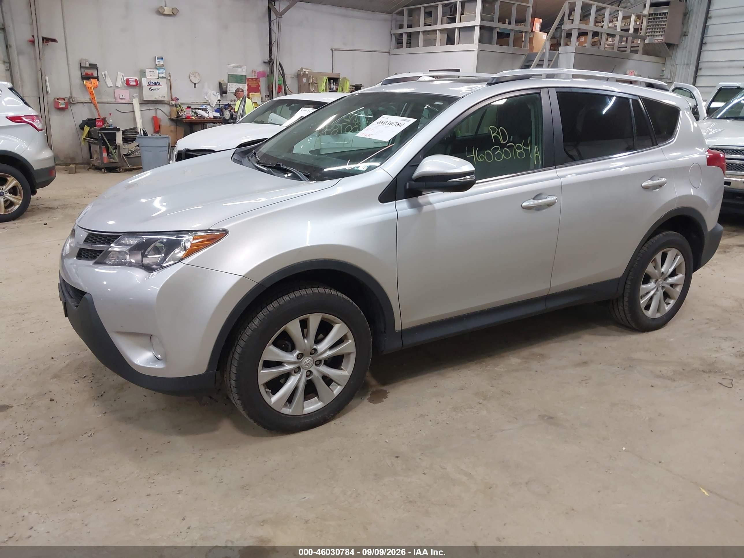 2014 Toyota Rav4 Limited Silver vin: 2T3DFREV3EW182983