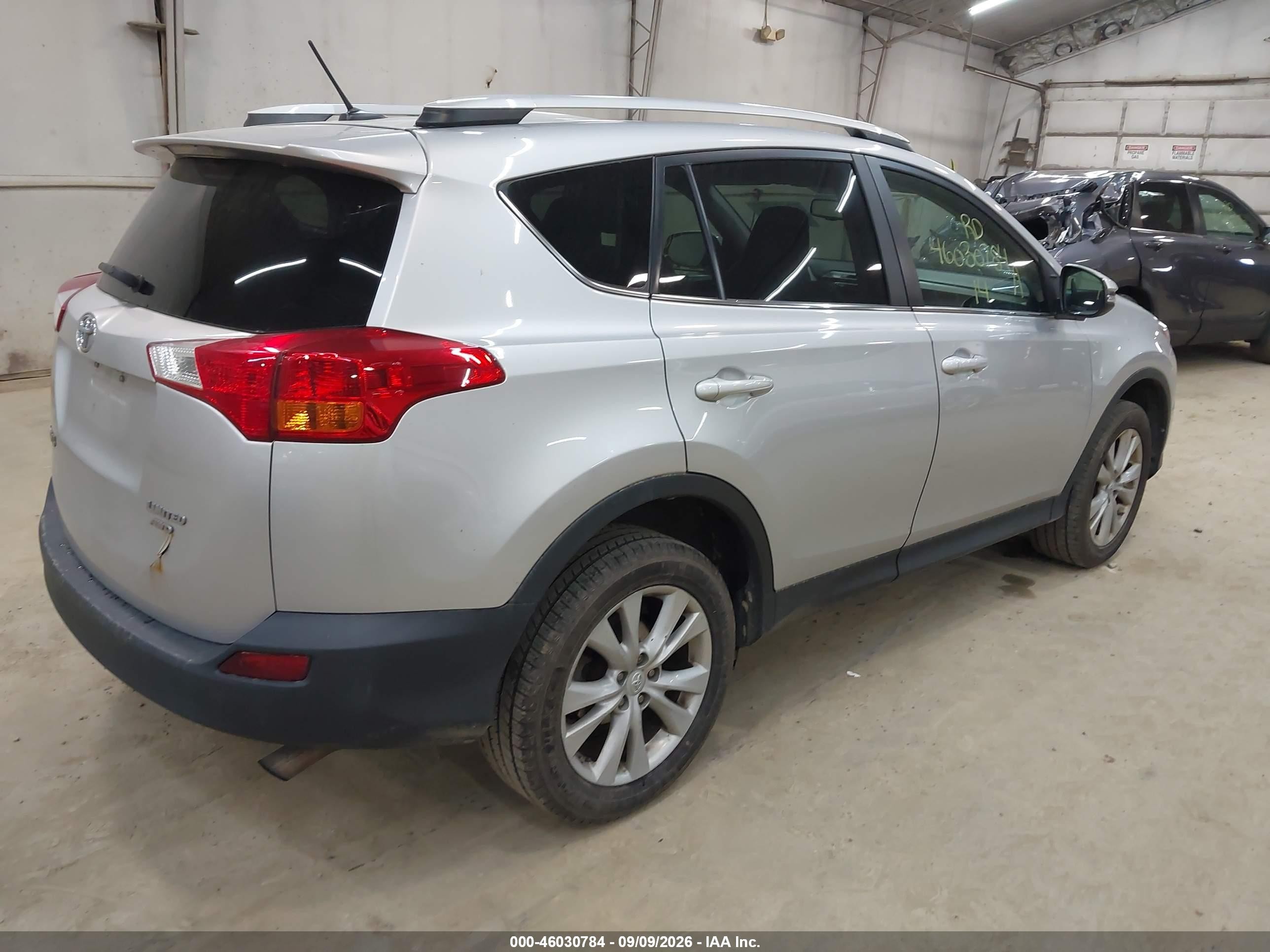 2014 Toyota Rav4 Limited Silver vin: 2T3DFREV3EW182983