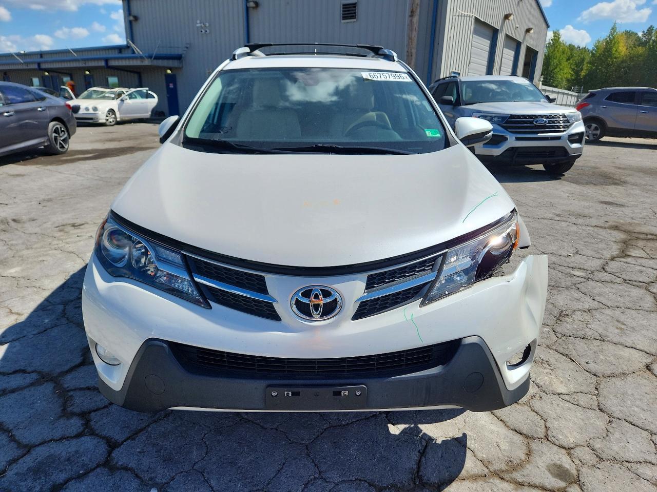 2014 Toyota Rav4 Limited White vin: 2T3DFREV3EW207140