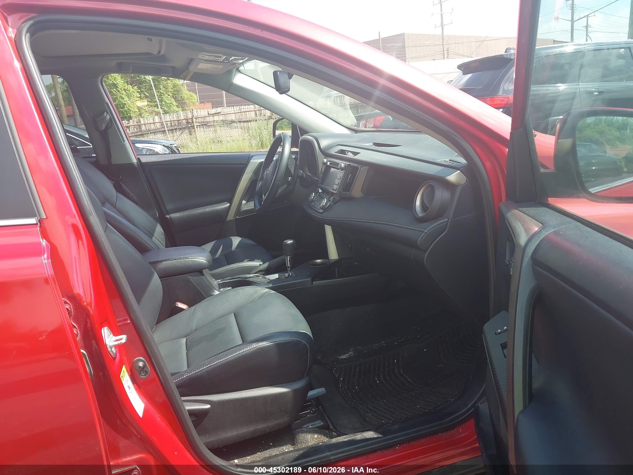 2015 Toyota Rav4 Limited Red vin: 2T3DFREV3FW234971
