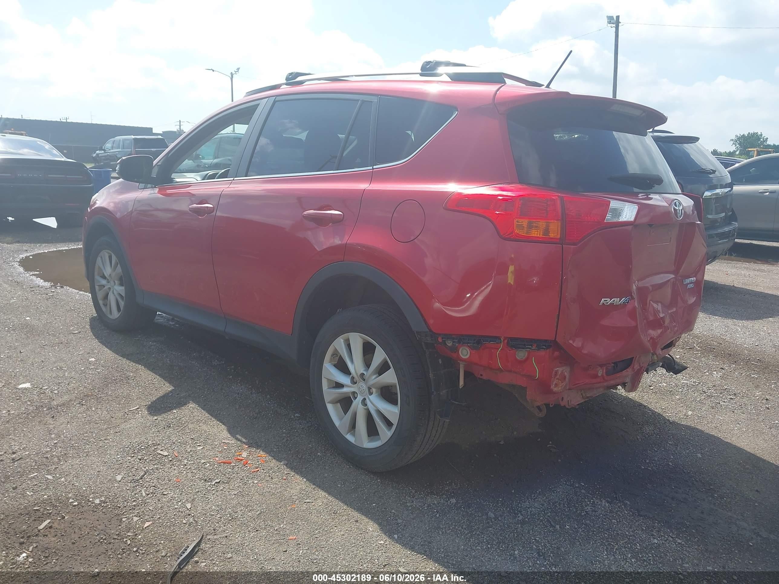 2015 Toyota Rav4 Limited Red vin: 2T3DFREV3FW234971