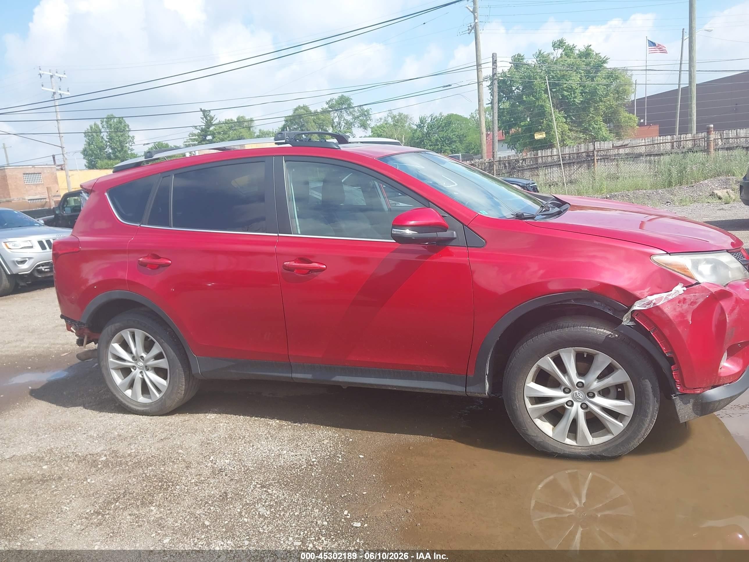 2015 Toyota Rav4 Limited Red vin: 2T3DFREV3FW234971