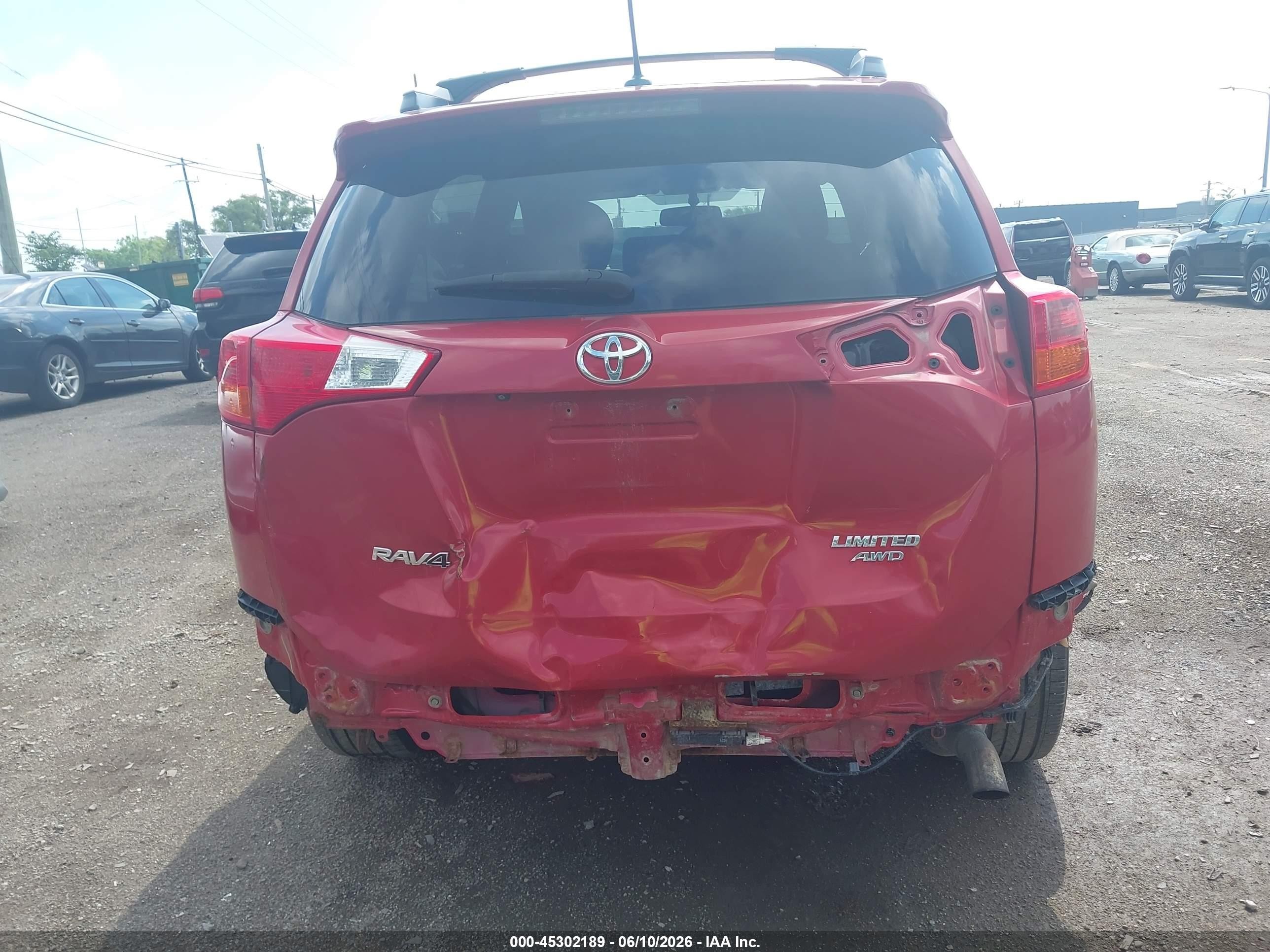 2015 Toyota Rav4 Limited Red vin: 2T3DFREV3FW234971