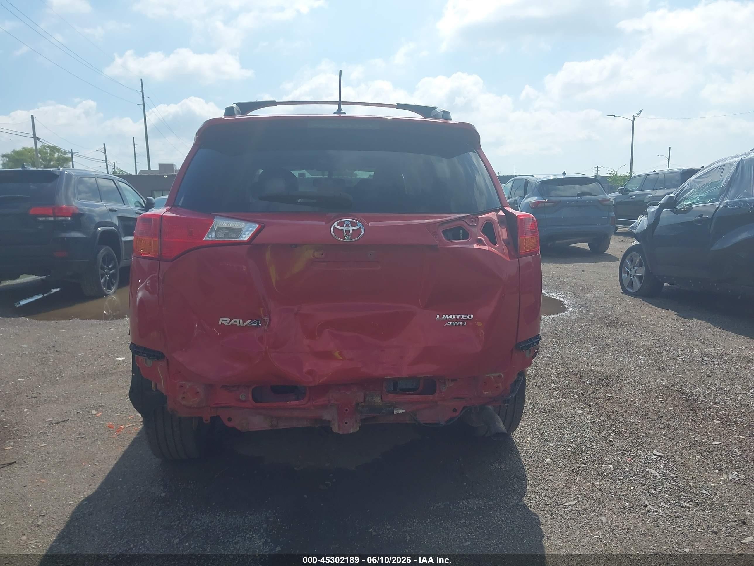 2015 Toyota Rav4 Limited Red vin: 2T3DFREV3FW234971