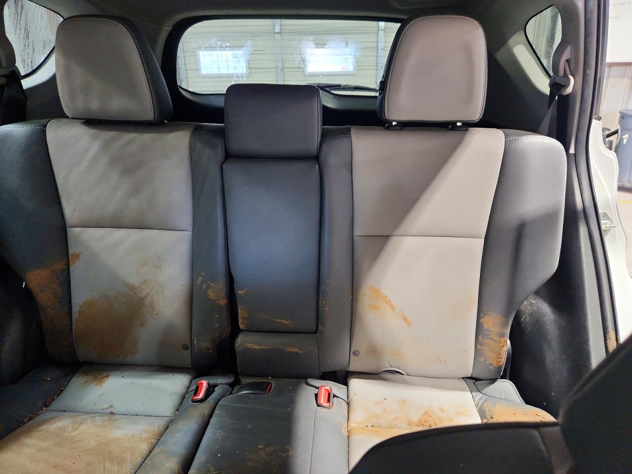 2015 Toyota Rav4 Limited Белый vin: 2T3DFREV3FW371554