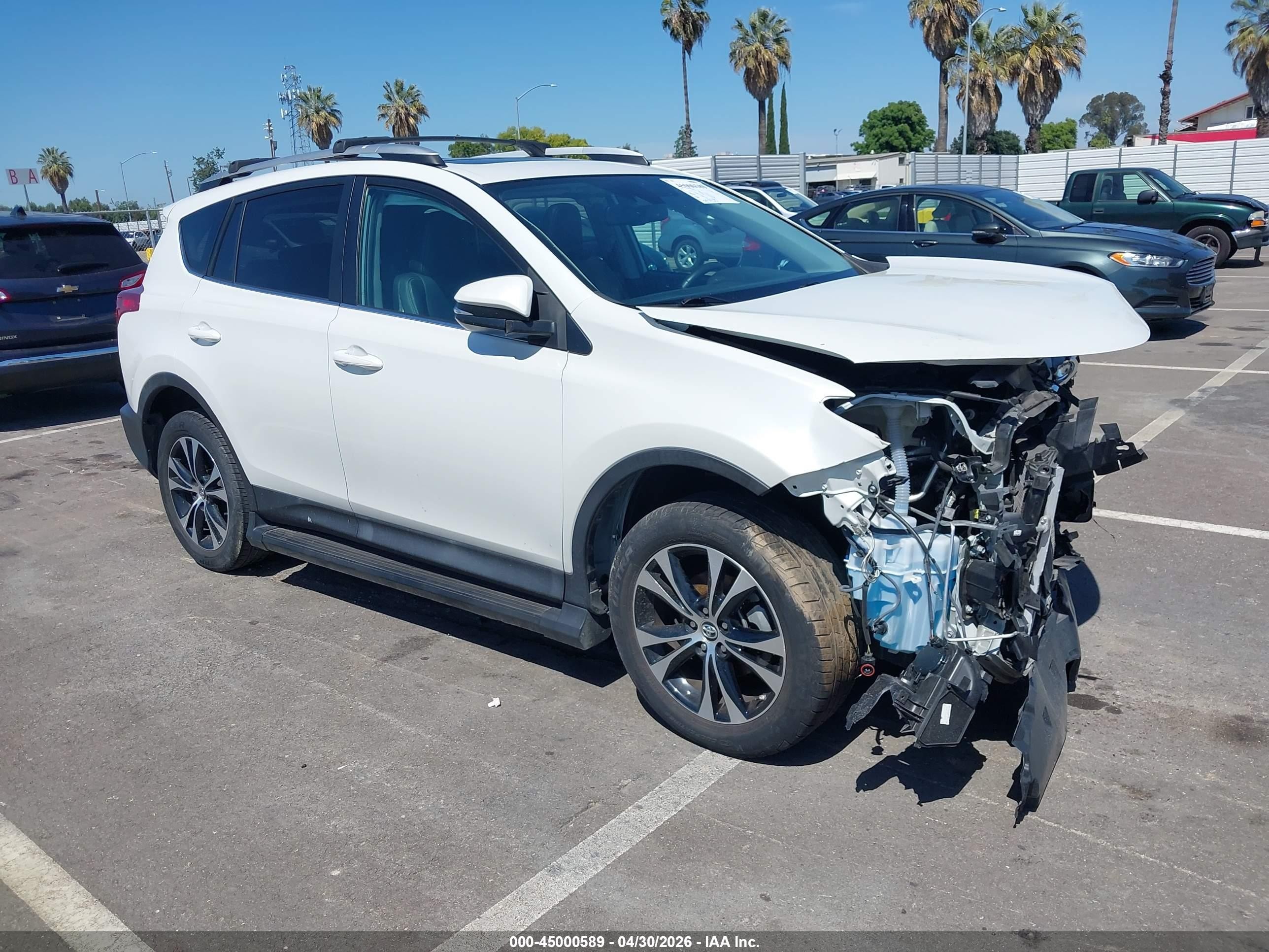 2015 Toyota Rav4 Limited White vin: 2T3DFREV3FW381582