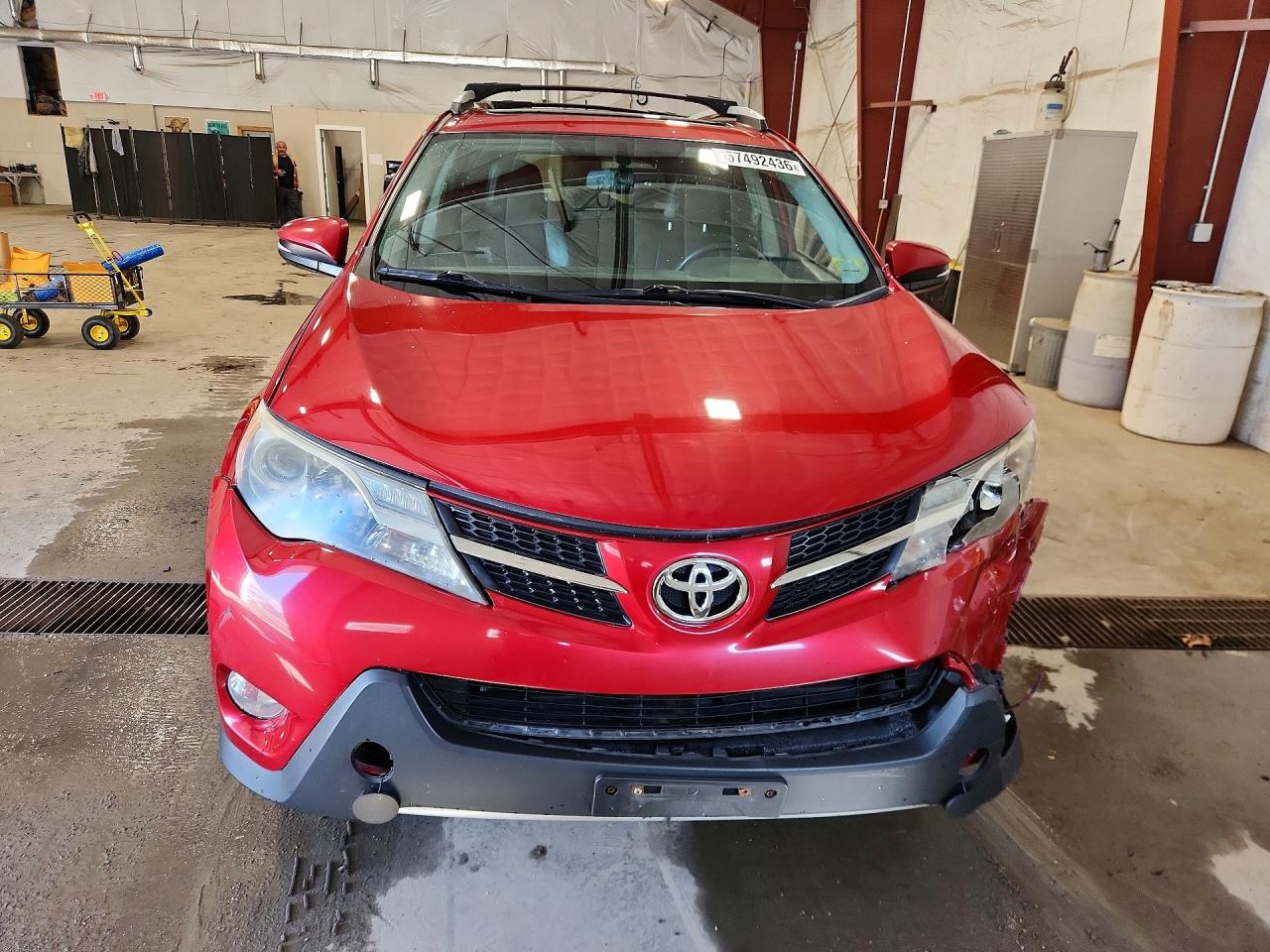 2013 Toyota Rav4 Limited Red vin: 2T3DFREV4DW050586