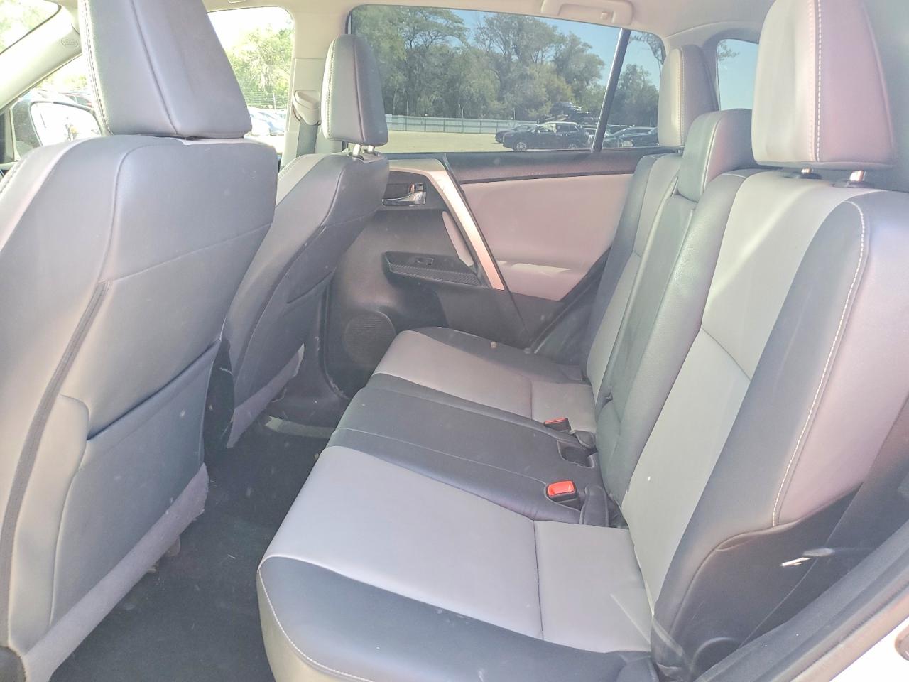 2014 Toyota Rav4 Limited Silver vin: 2T3DFREV4EW148549