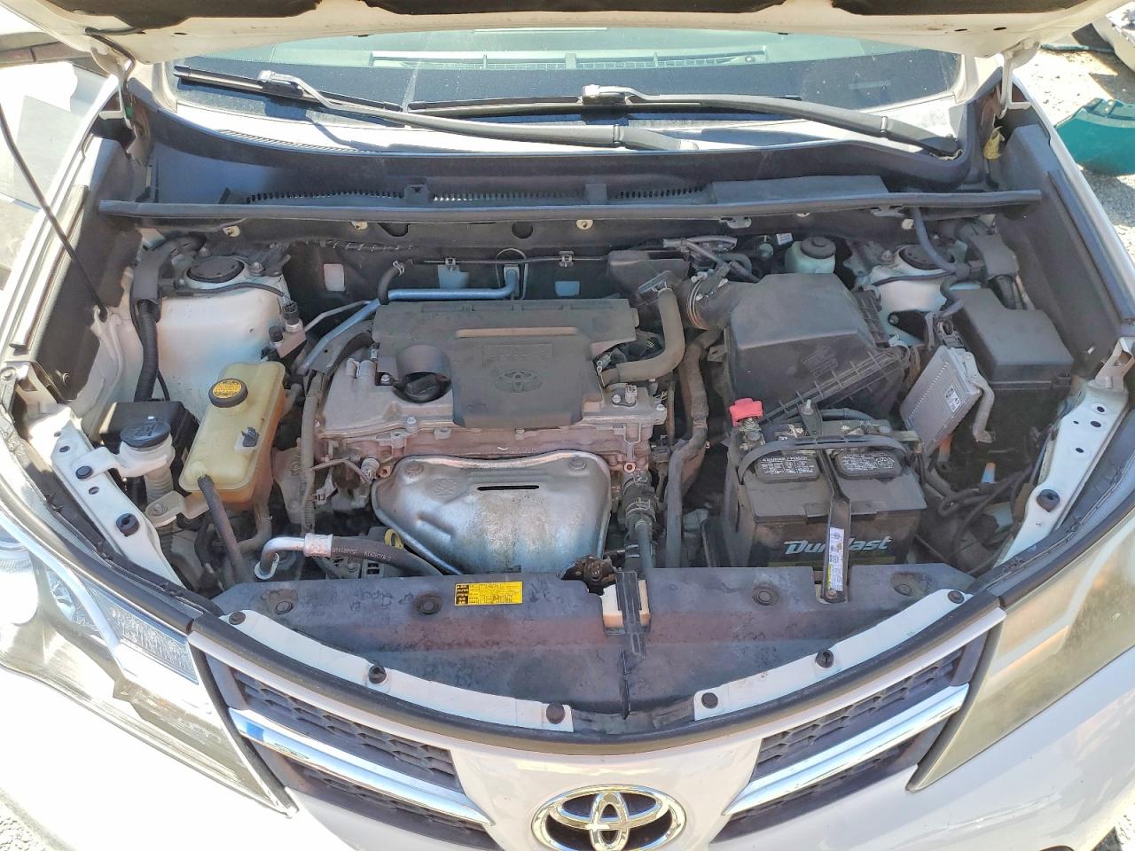 2015 Toyota Rav4 Limited White vin: 2T3DFREV4FW334013