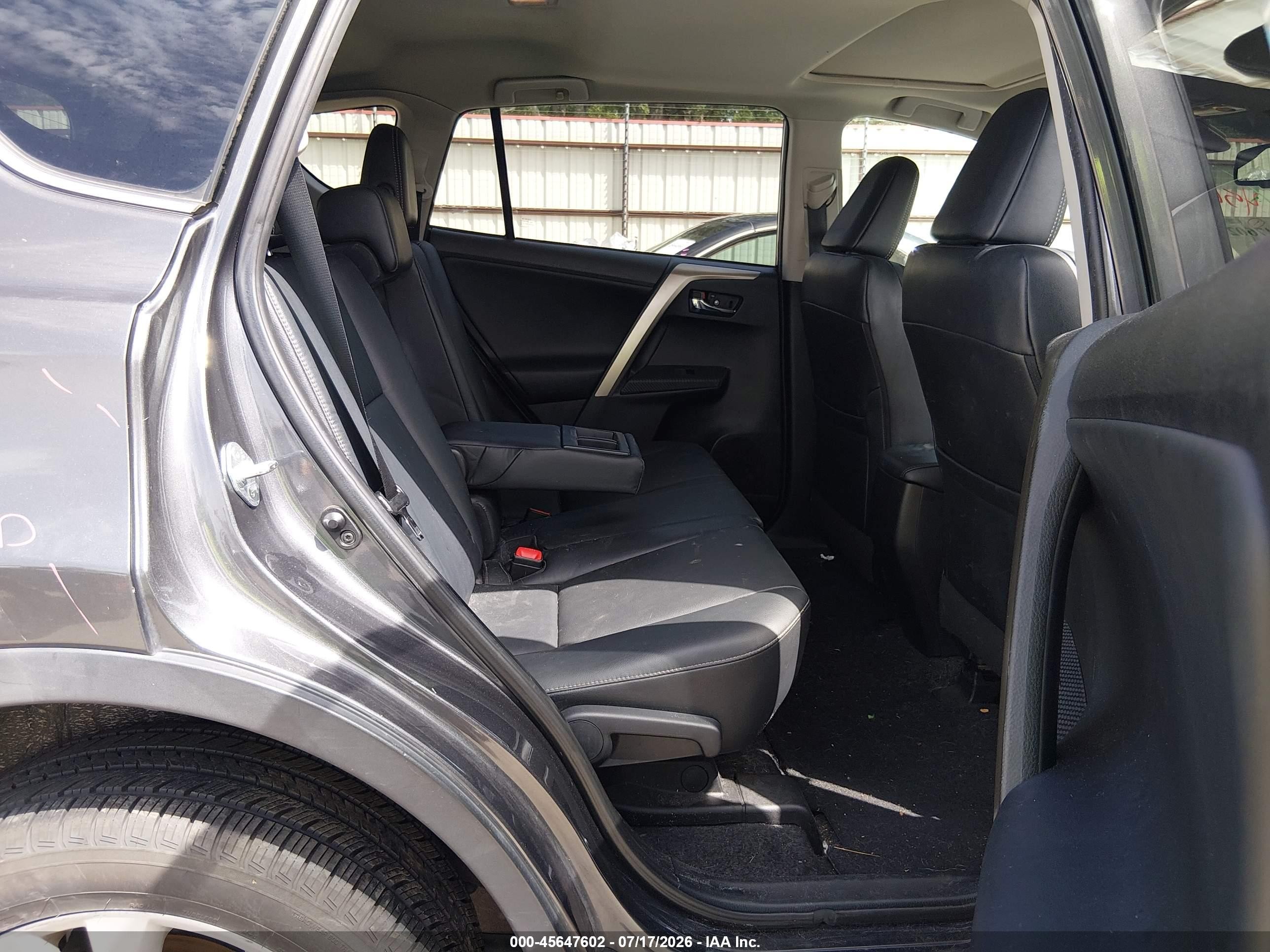 2015 Toyota Rav4 Limited Gray vin: 2T3DFREV4FW357176