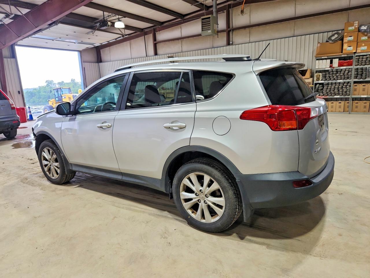 2015 Toyota Rav4 Limited Silver vin: 2T3DFREV4FW366962