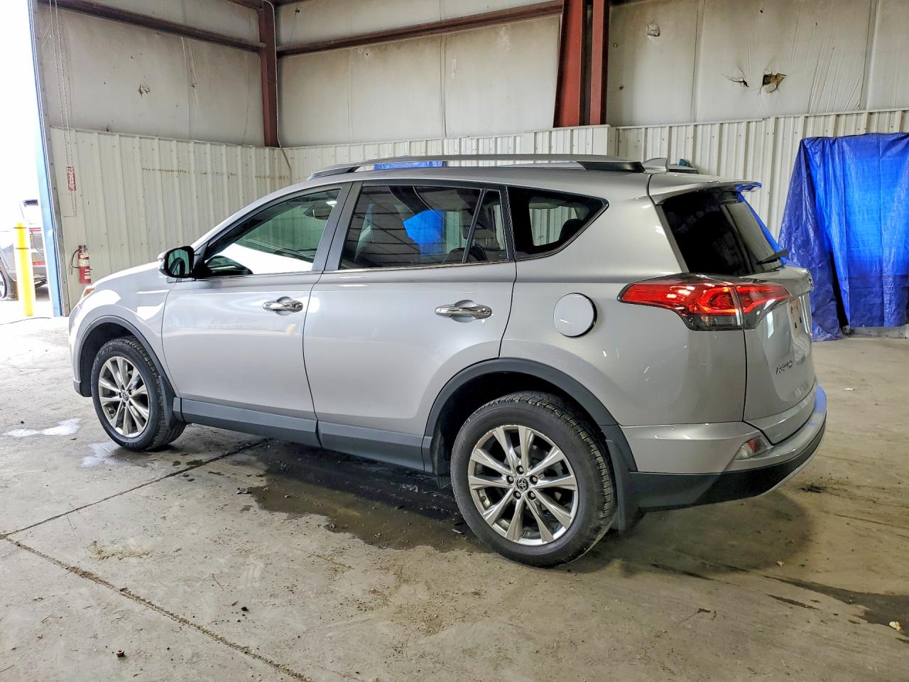 2017 Toyota Rav4 Limited Серебряный vin: 2T3DFREV4HW680064