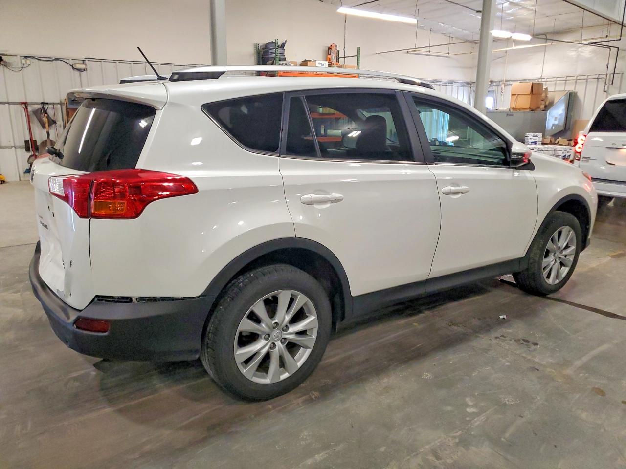 2013 Toyota Rav4 Limited White vin: 2T3DFREV5DW060673