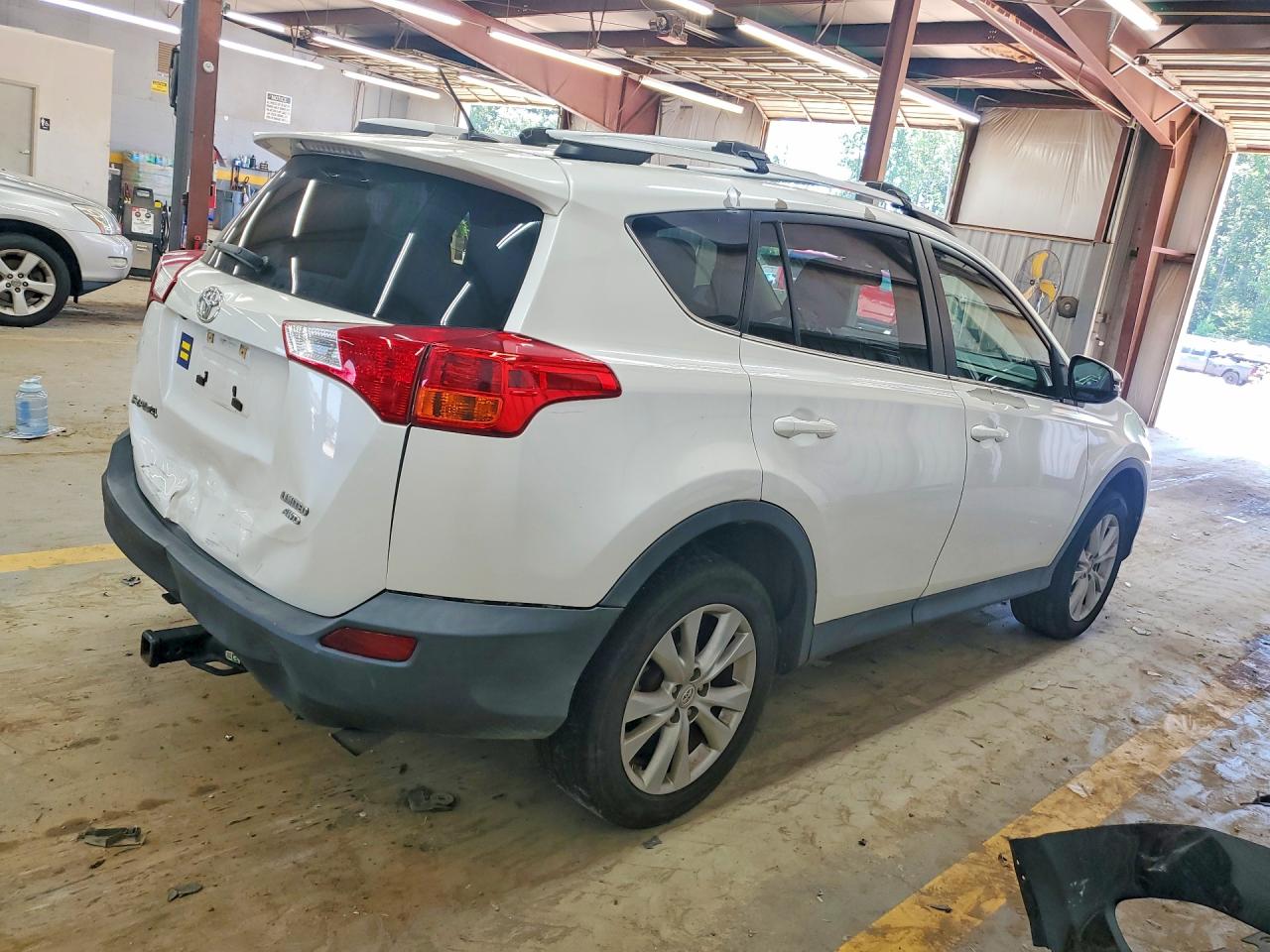 2013 Toyota Rav4 Limited White vin: 2T3DFREV5DW075545