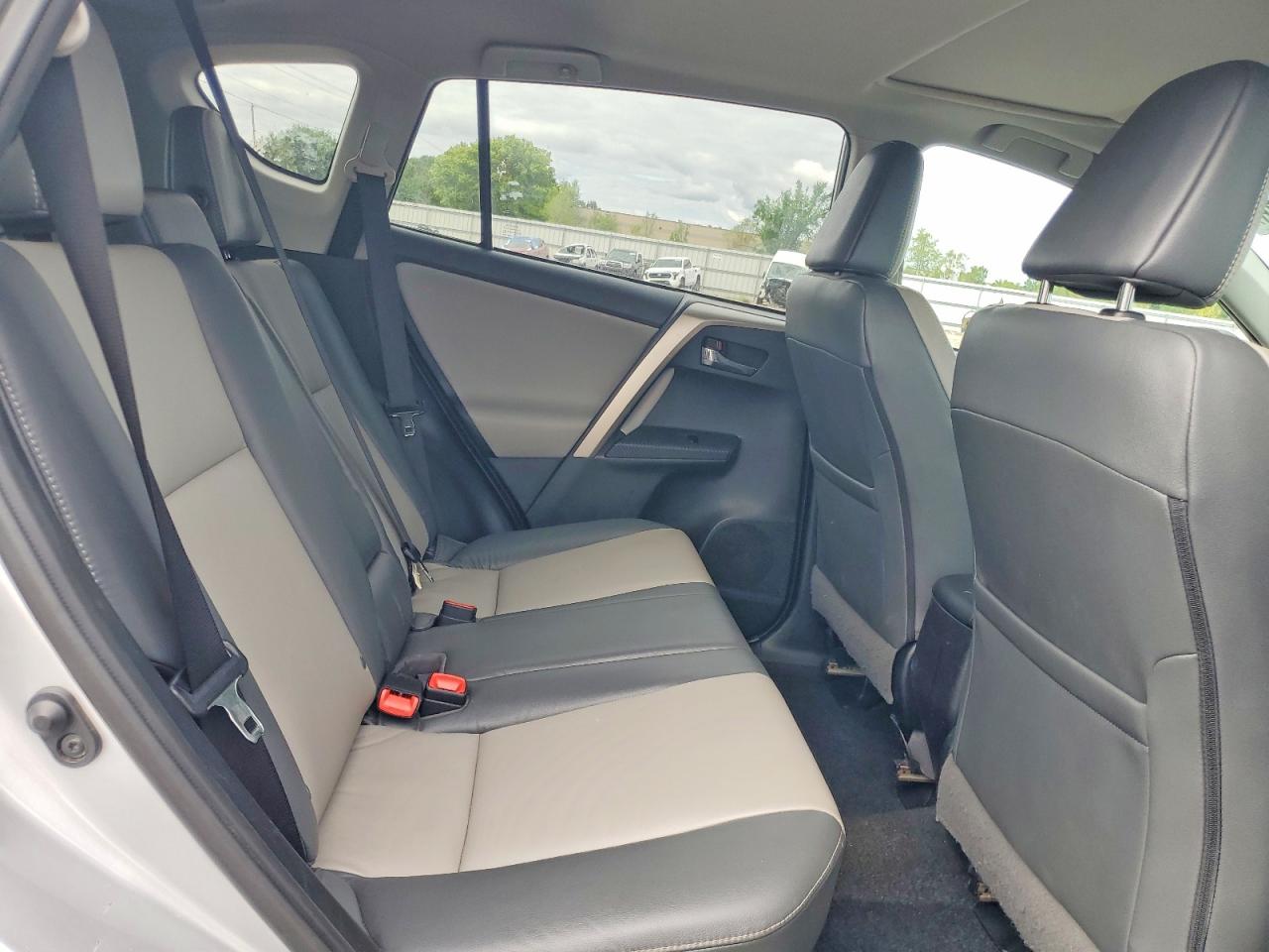 2014 Toyota Rav4 Limited Silver vin: 2T3DFREV5EW193015