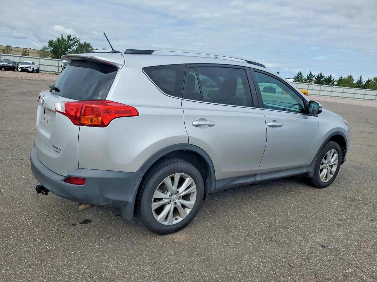 2014 Toyota Rav4 Limited Silver vin: 2T3DFREV5EW193015
