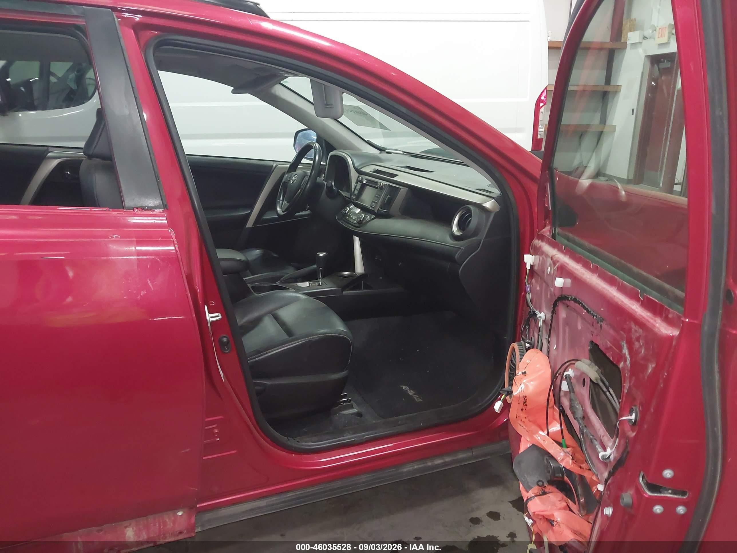 2014 Toyota Rav4 Limited Red vin: 2T3DFREV5EW221122