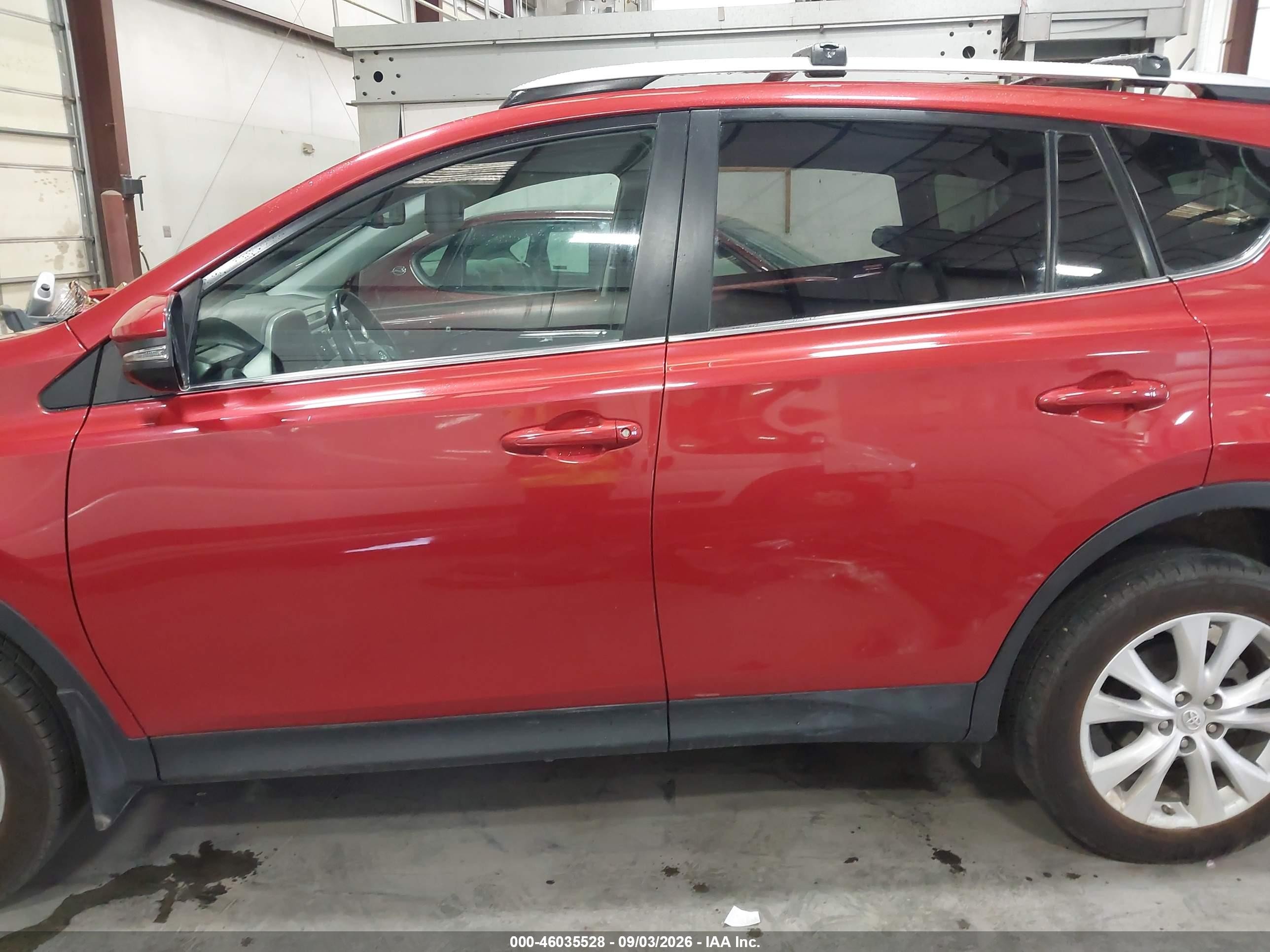 2014 Toyota Rav4 Limited Red vin: 2T3DFREV5EW221122