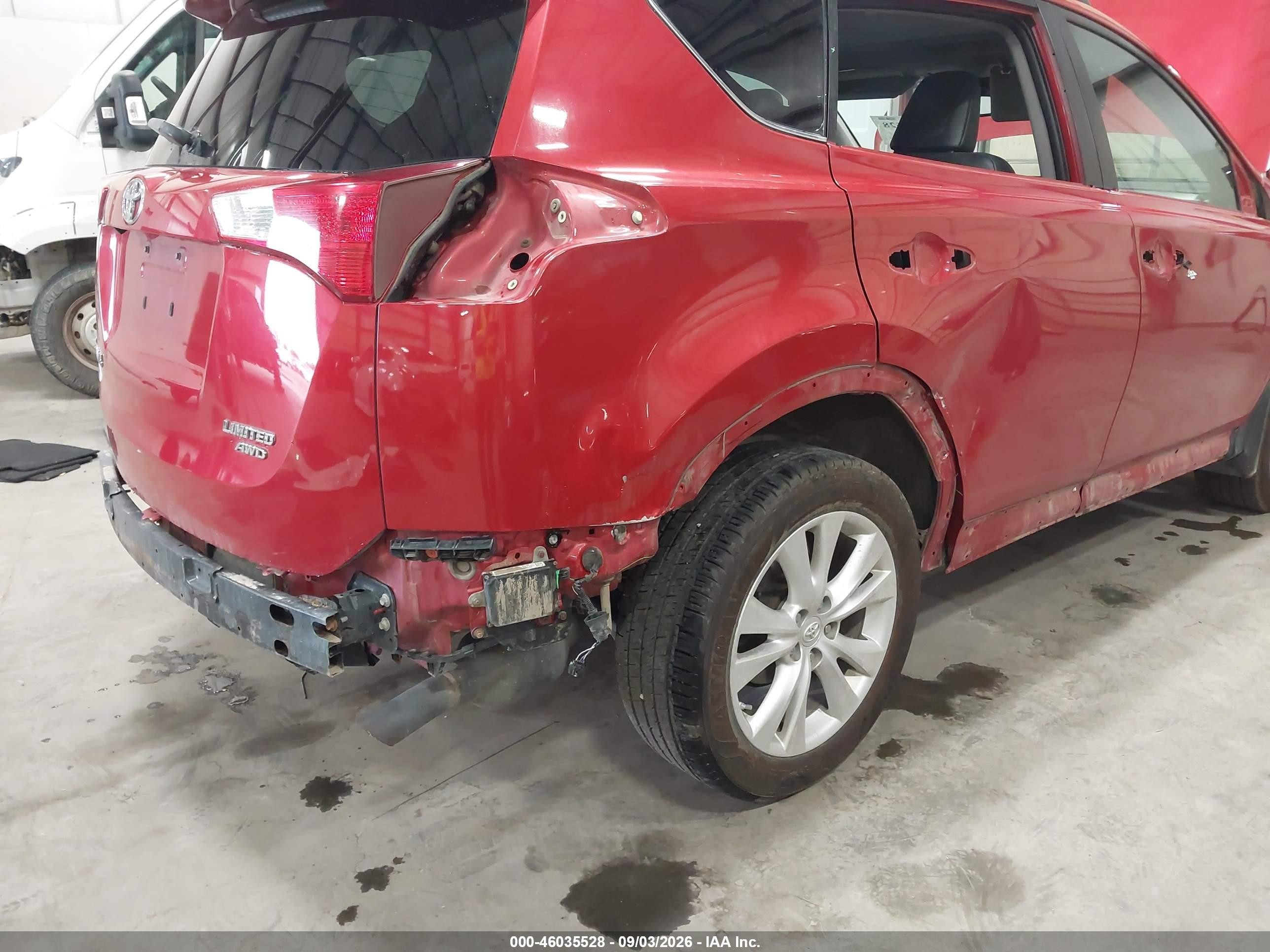 2014 Toyota Rav4 Limited Red vin: 2T3DFREV5EW221122