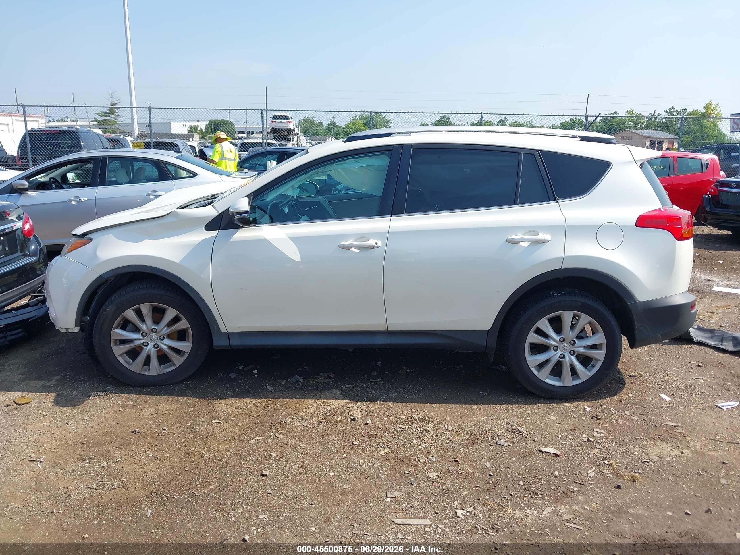 2014 Toyota Rav4 Limited White vin: 2T3DFREV5EW222688
