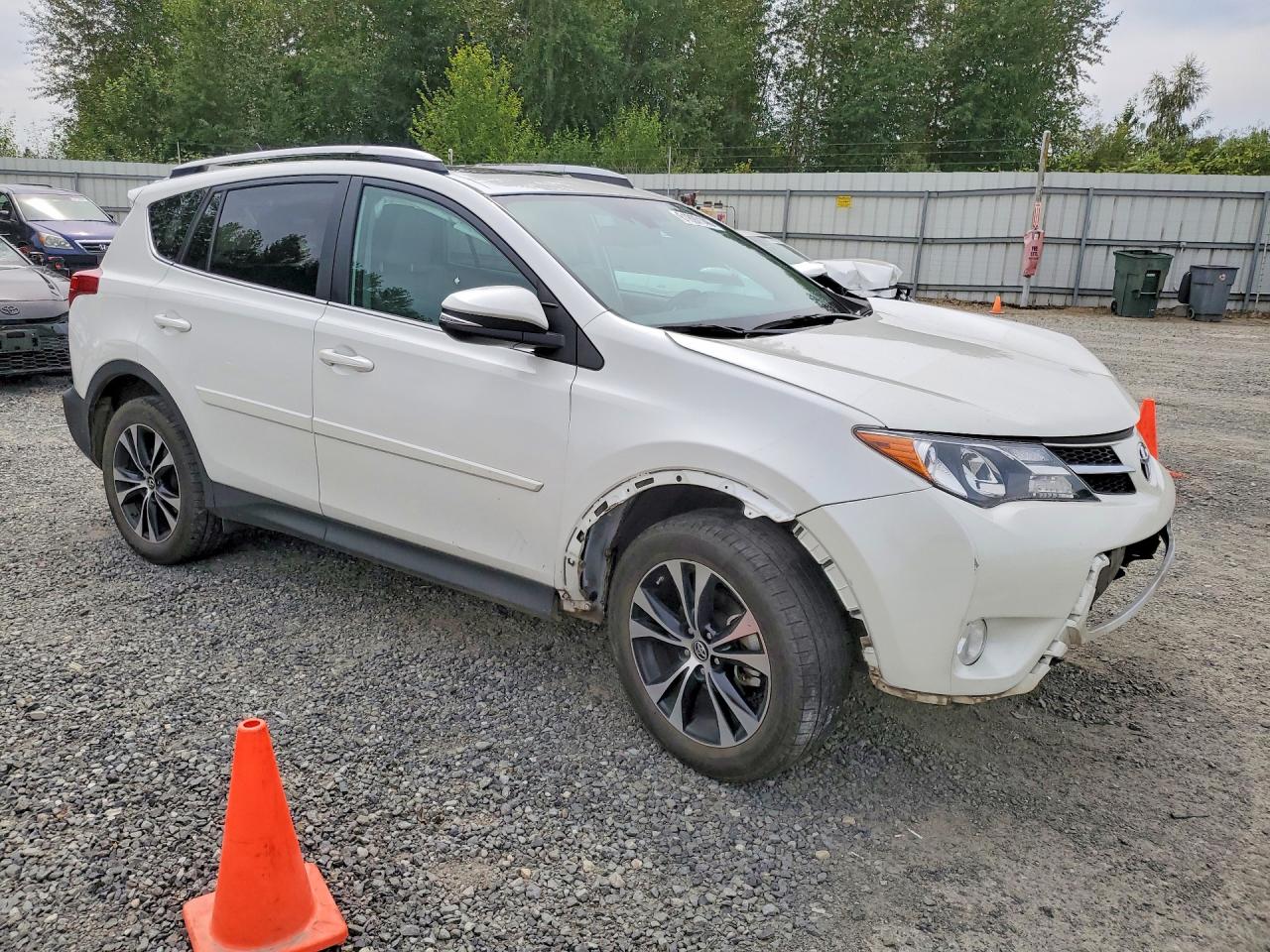 2015 Toyota Rav4 Limited Белый vin: 2T3DFREV5FW301716