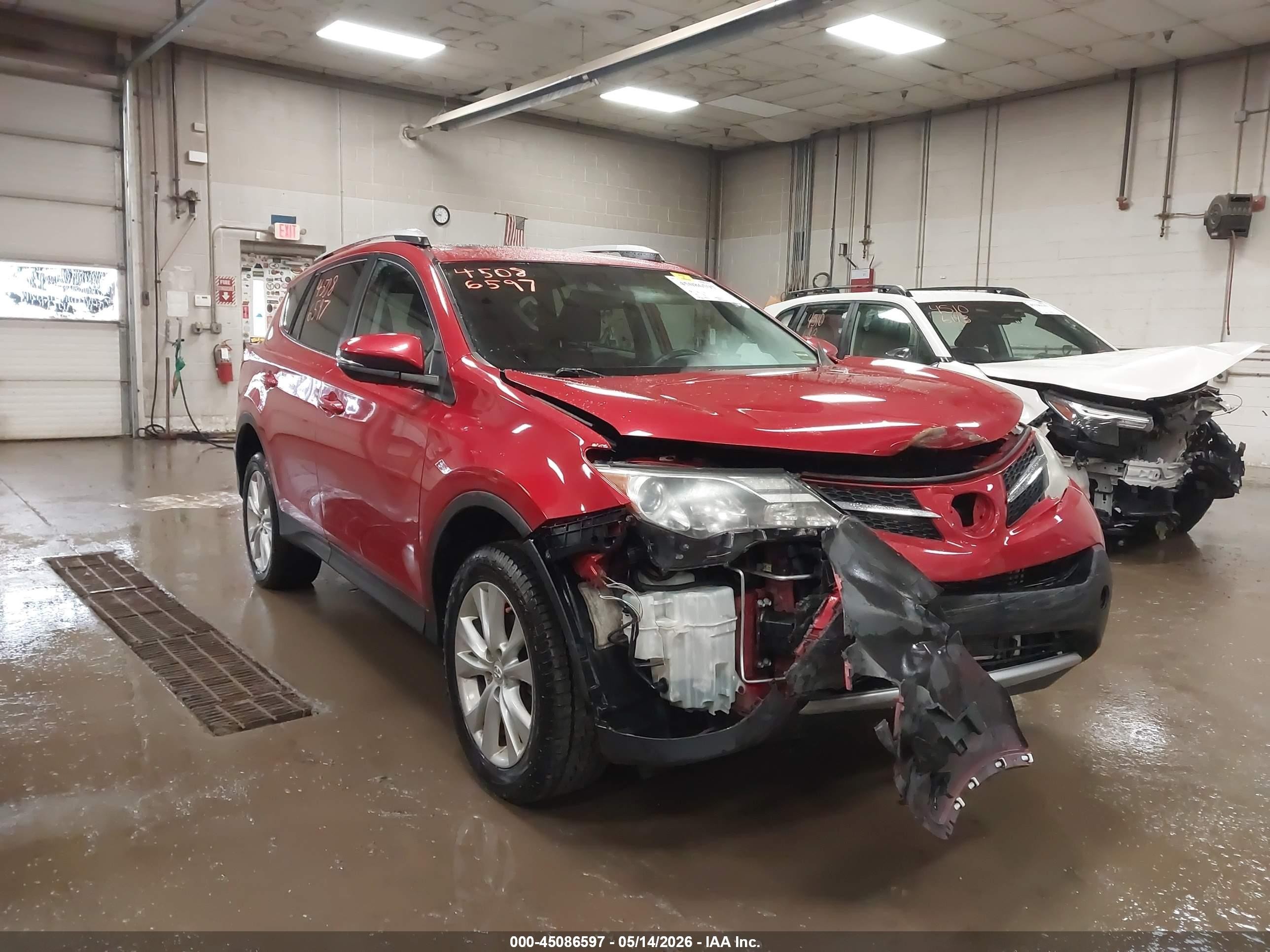 2015 Toyota Rav4 Limited Red vin: 2T3DFREV5FW336174