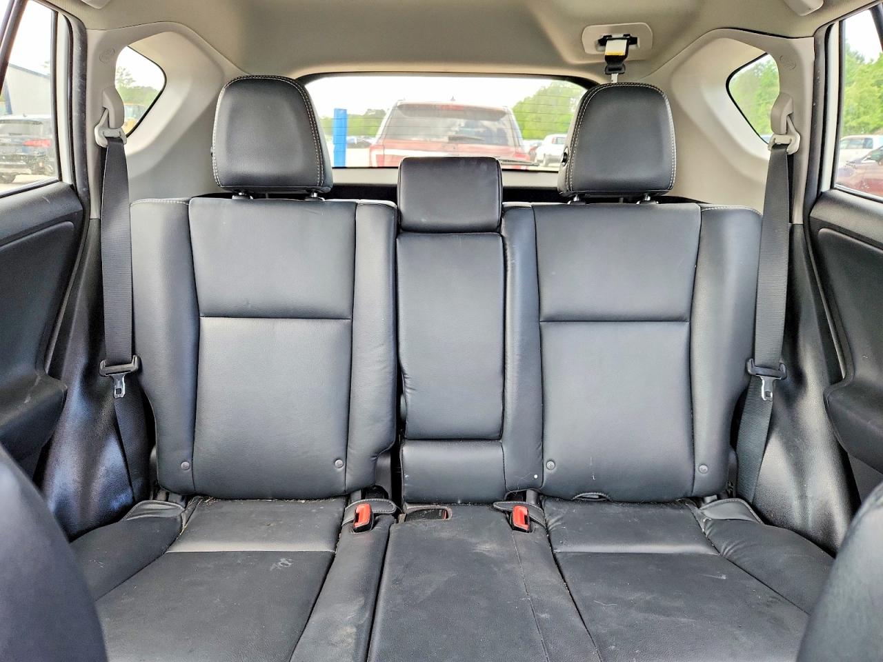 2015 Toyota Rav4 Limited White vin: 2T3DFREV5FW336837