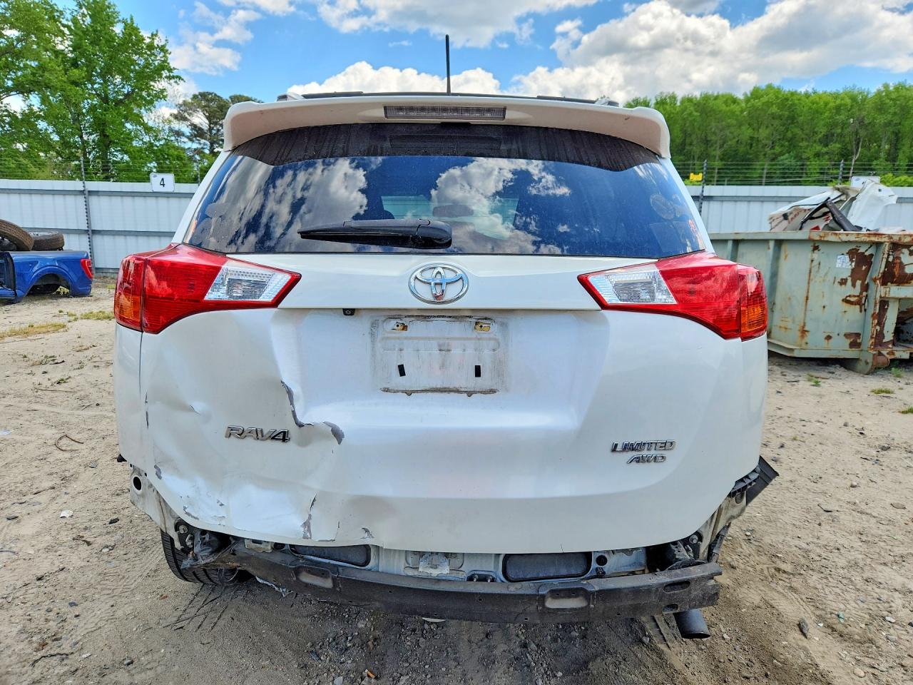 2015 Toyota Rav4 Limited White vin: 2T3DFREV5FW336837