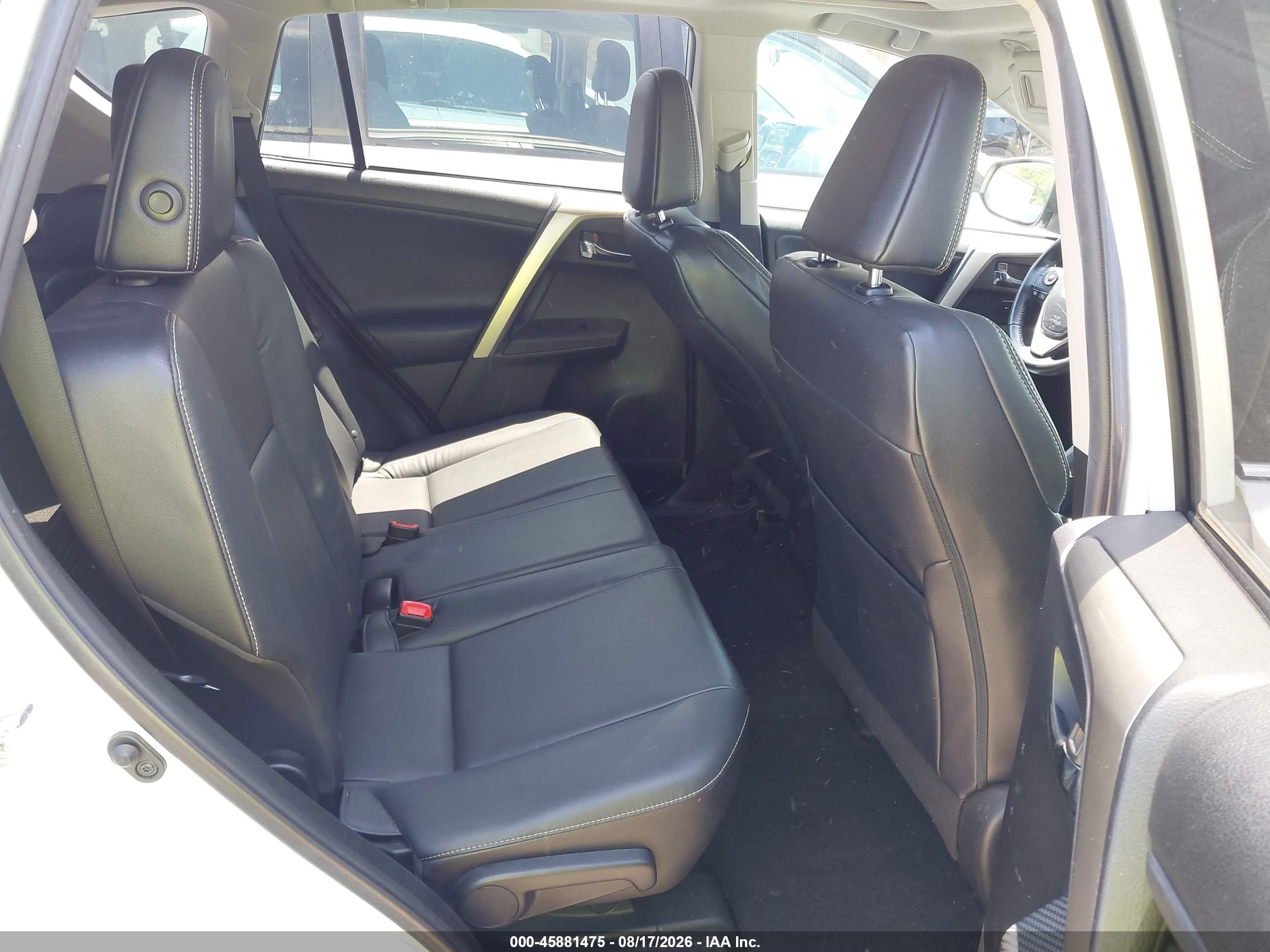 2015 Toyota Rav4 Limited White vin: 2T3DFREV5FW406479