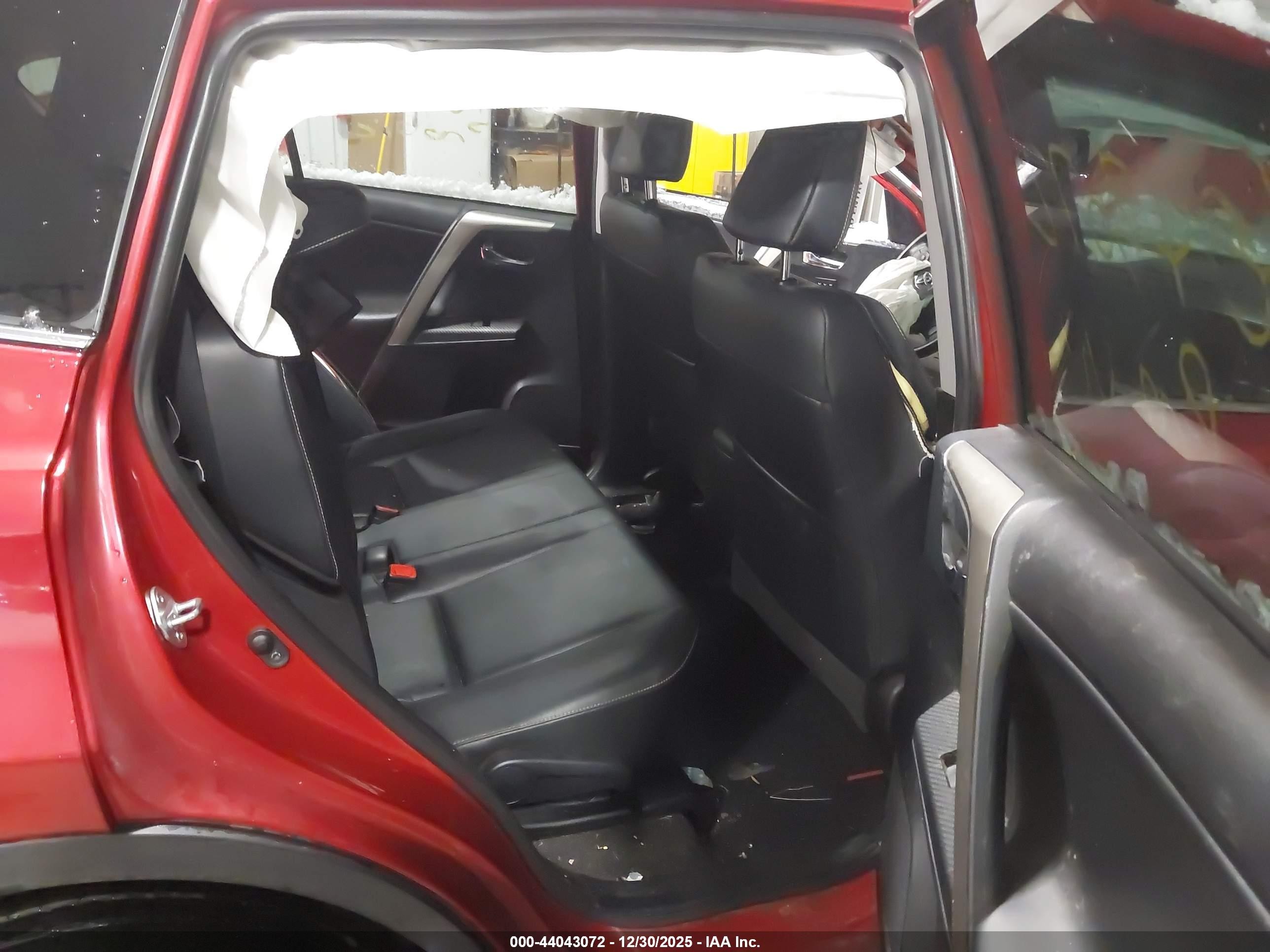 2015 Toyota Rav4 Limited Red vin: 2T3DFREV5FW407518
