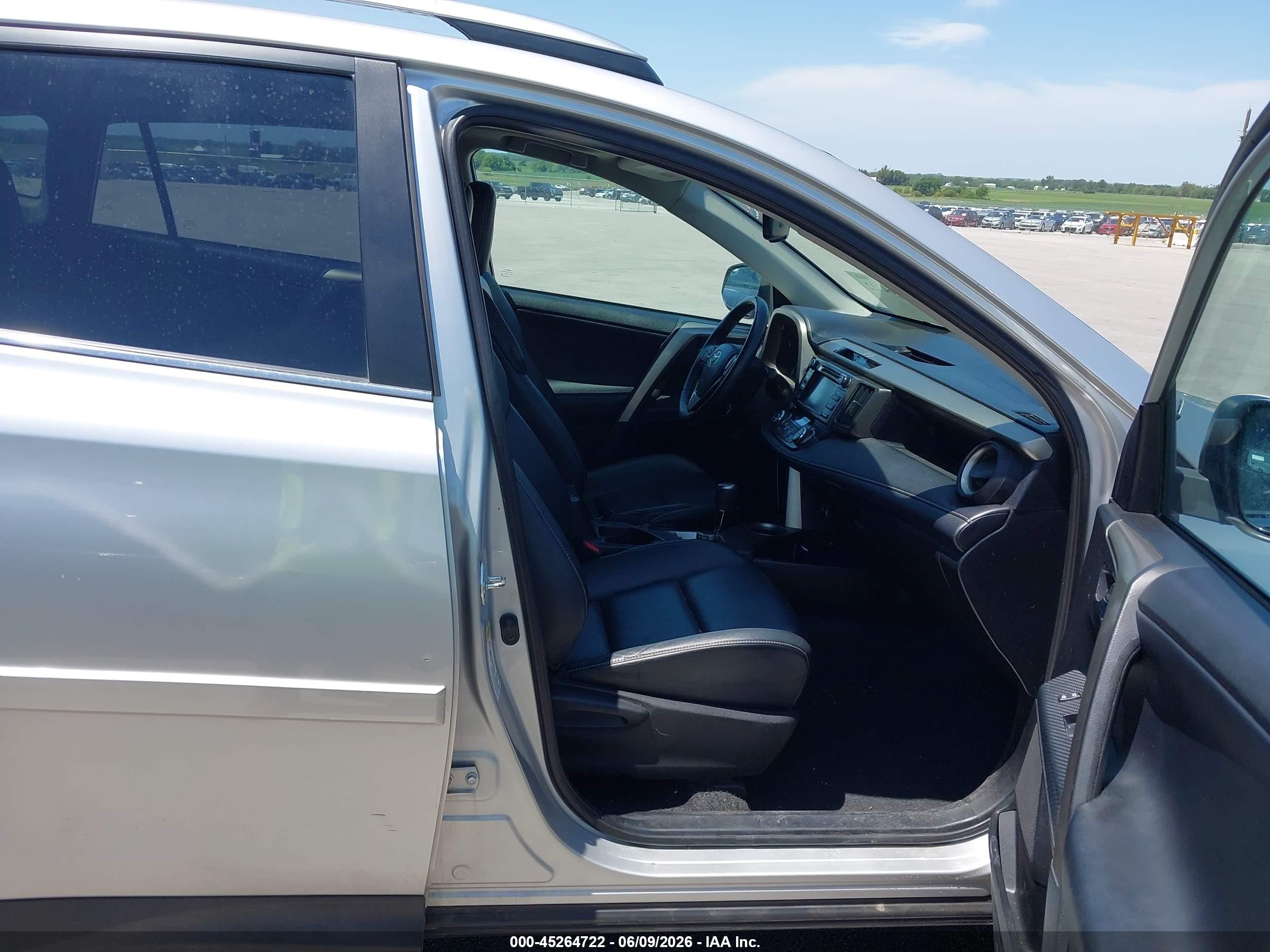 2013 Toyota Rav4 Limited Silver vin: 2T3DFREV6DW104180
