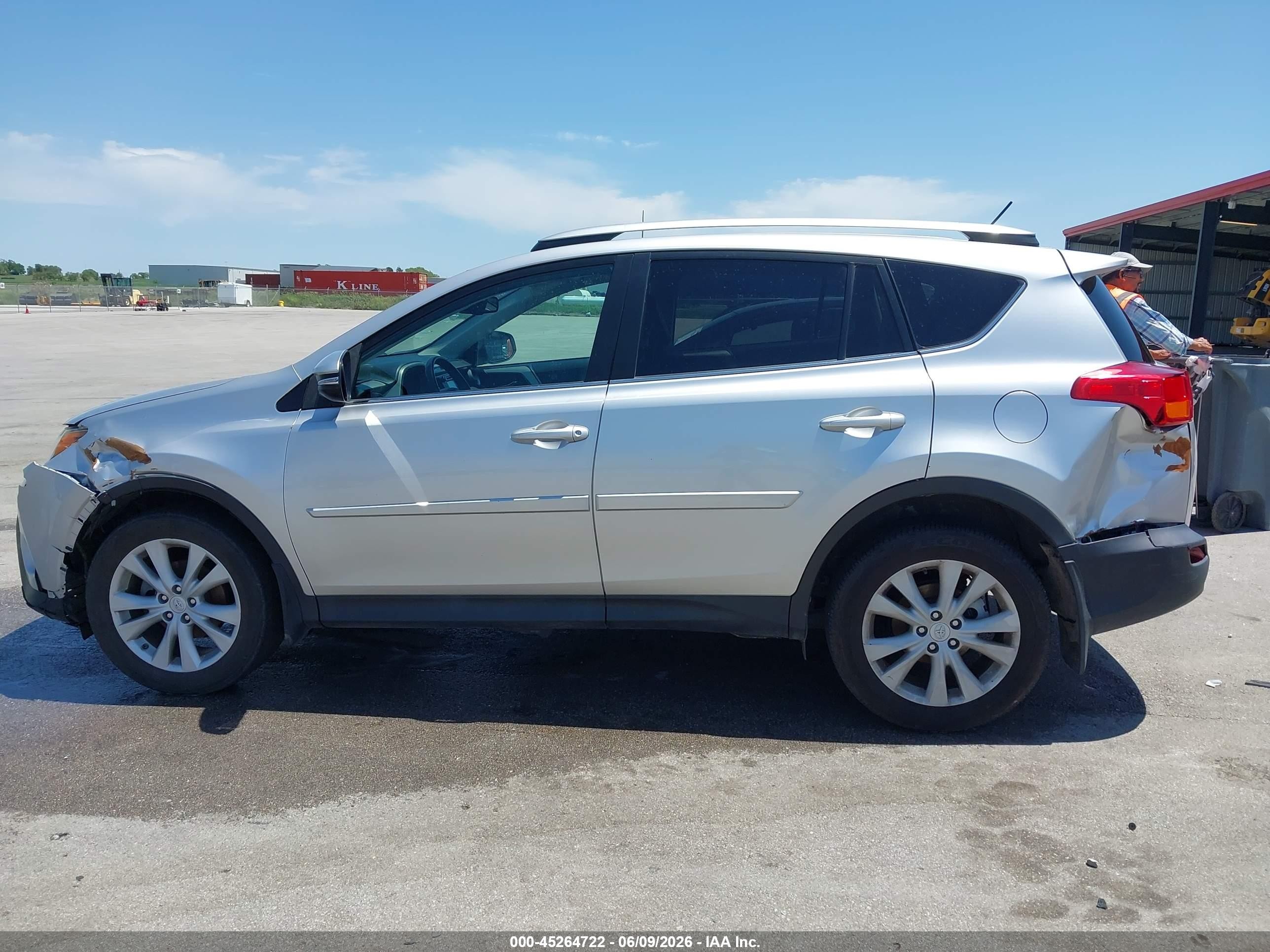 2013 Toyota Rav4 Limited Silver vin: 2T3DFREV6DW104180